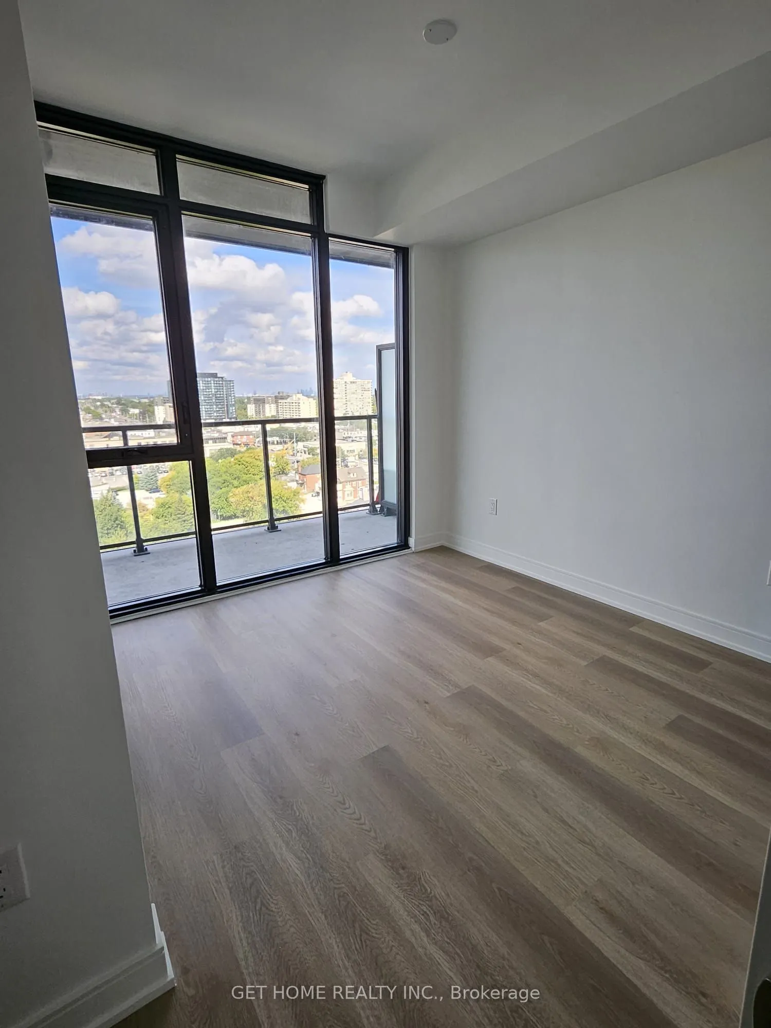 3009 Novar Road, #1017