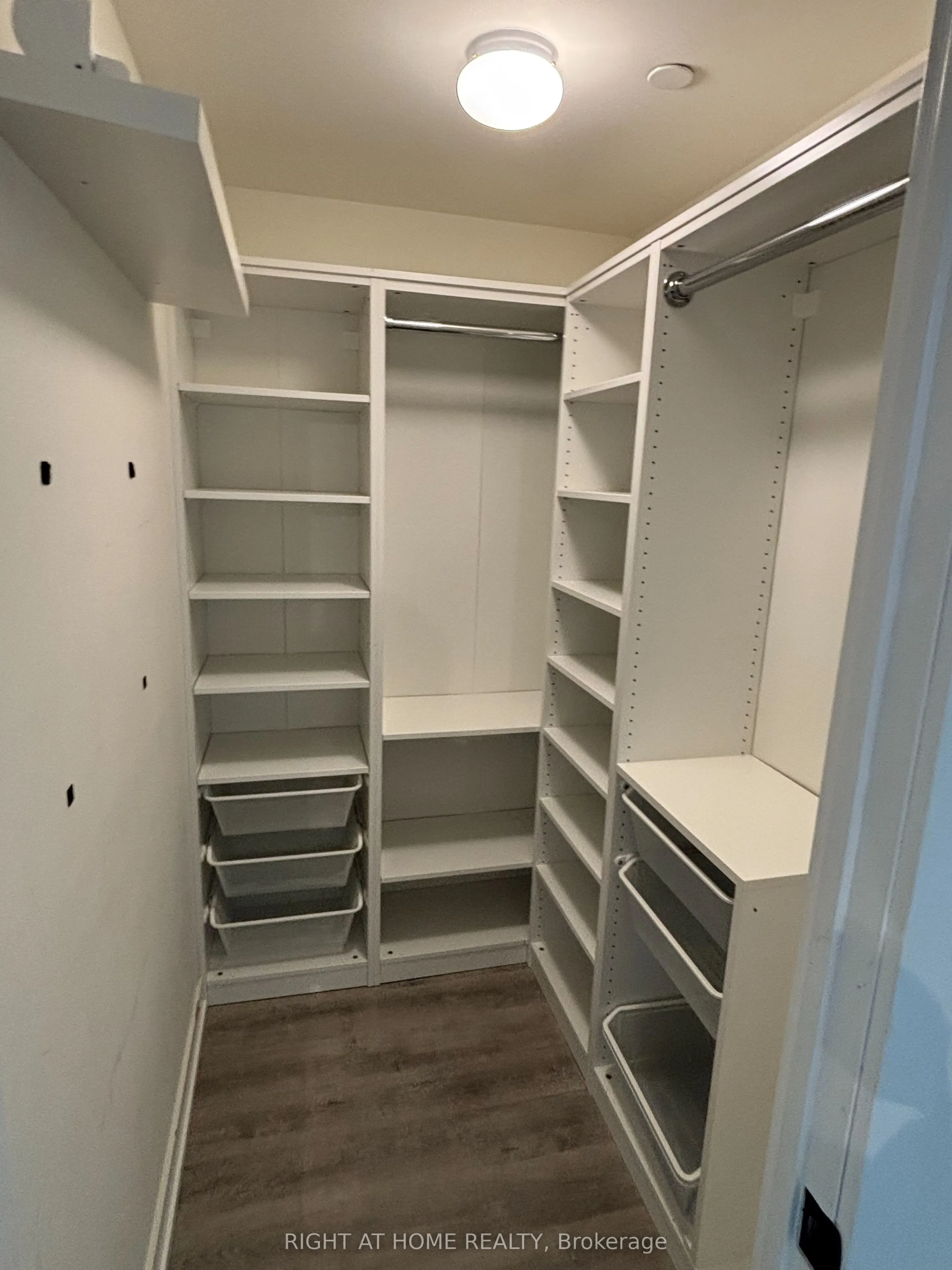 2300 St. Clair Avenue W, #812