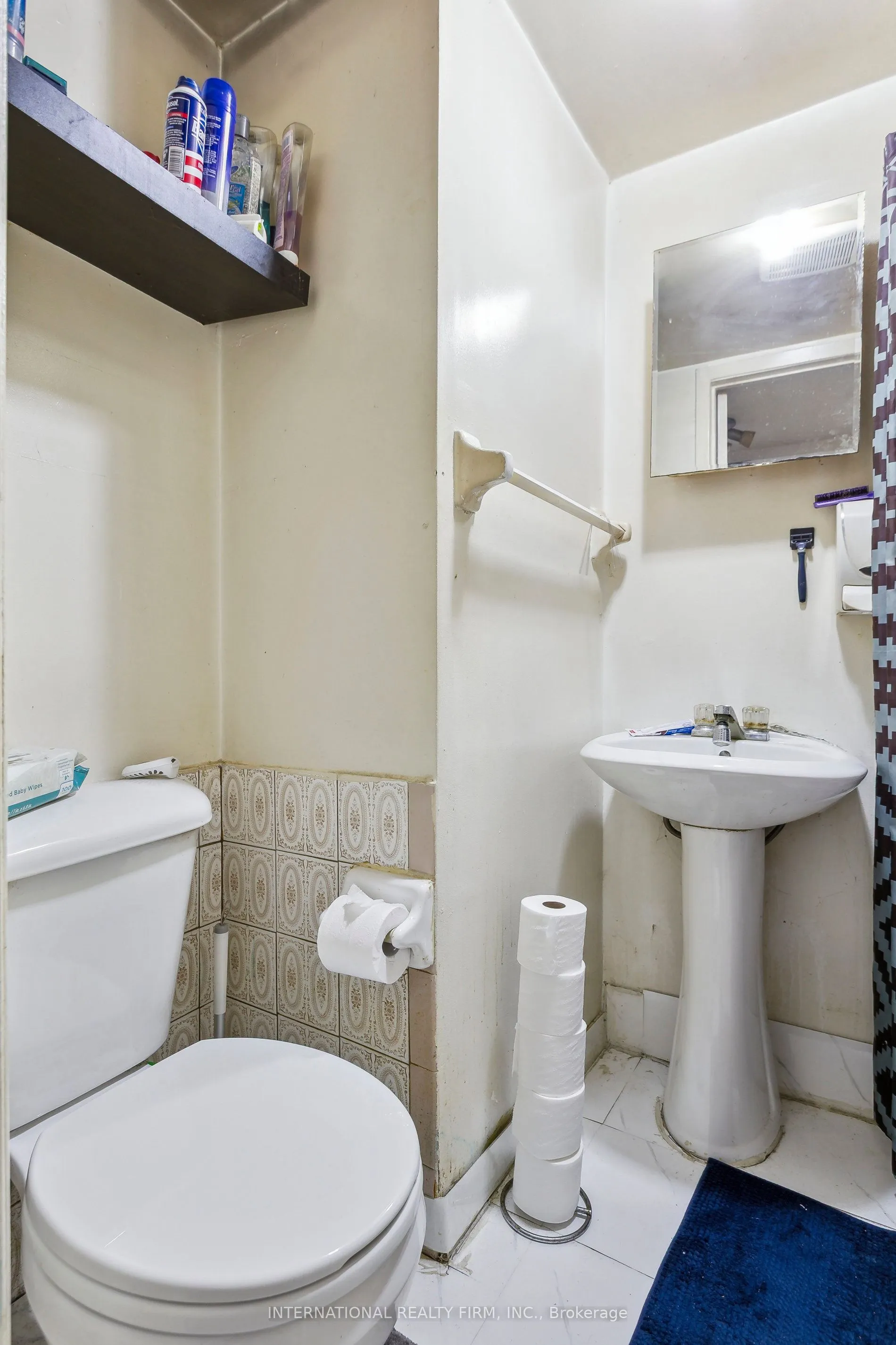 250 John Garland Boulevard, #106