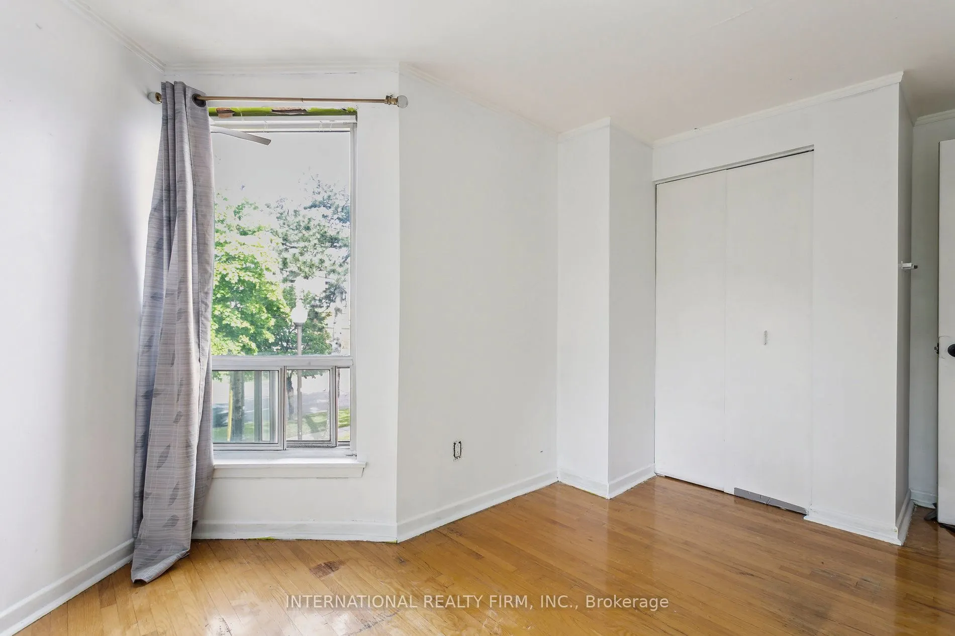 250 John Garland Boulevard, #106