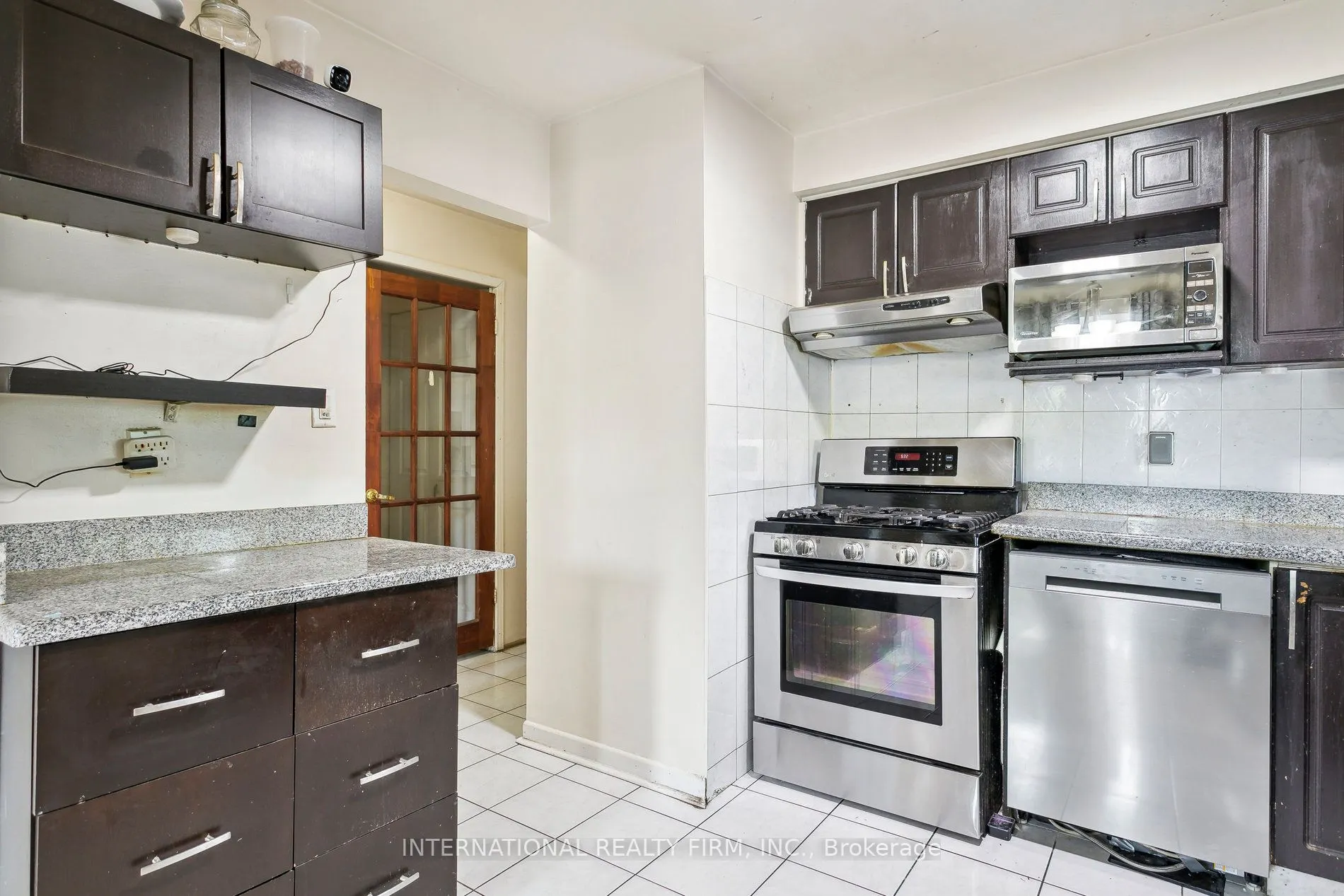 250 John Garland Boulevard, #106
