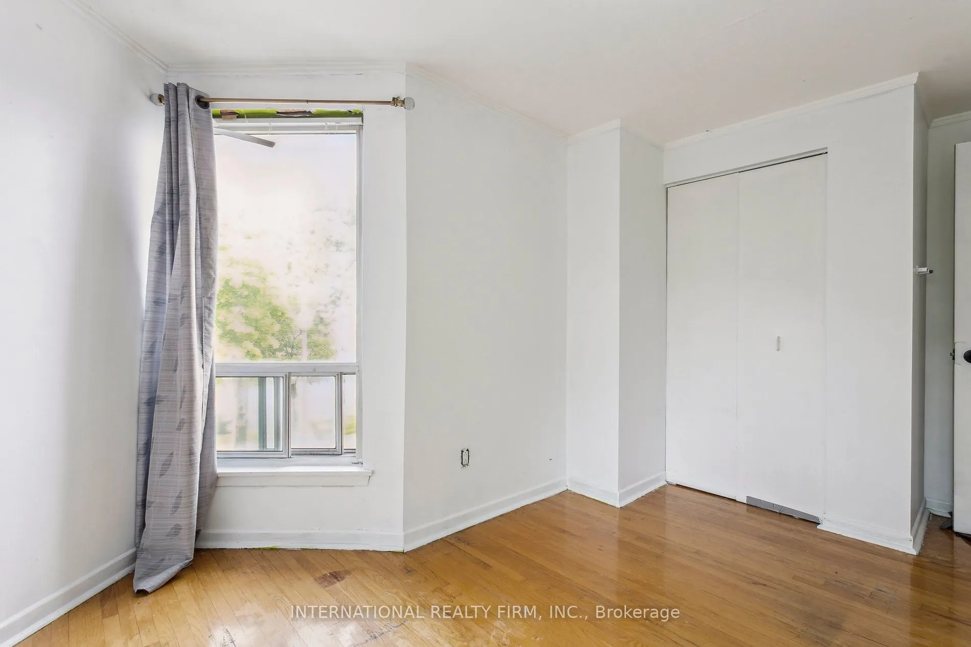 250 John Garland Boulevard, #106
