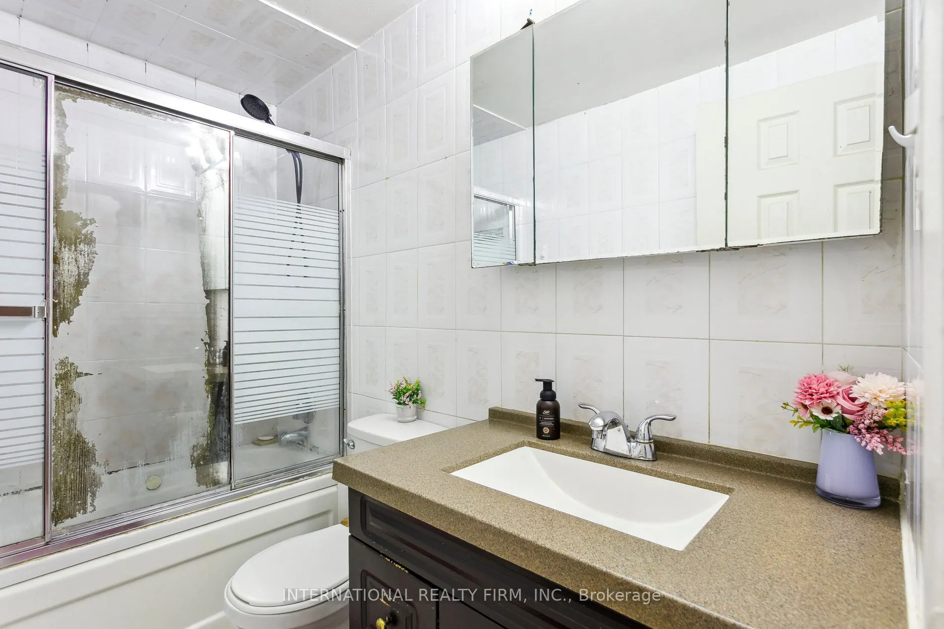 250 John Garland Boulevard, #106