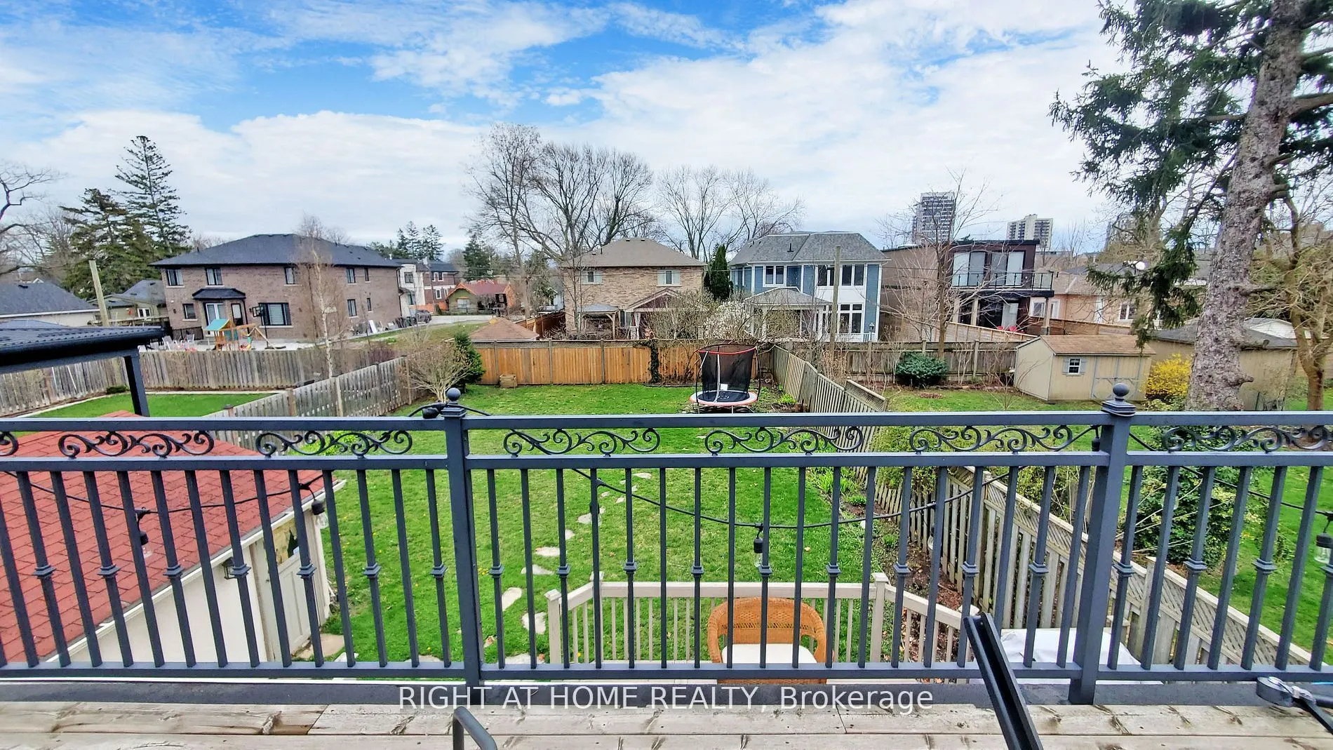 68 Eaglewood Boulevard E