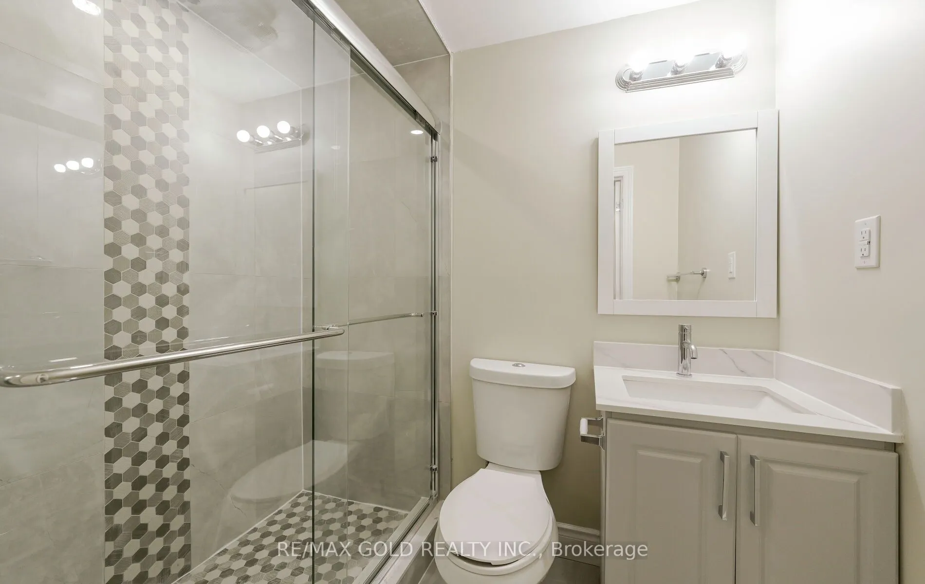 11 Huronia Court