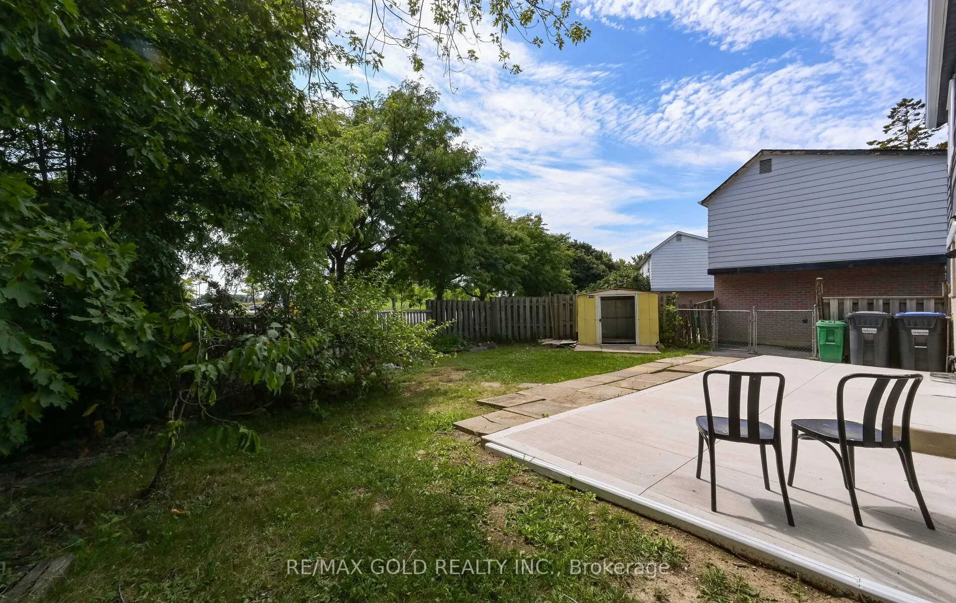 11 Huronia Court