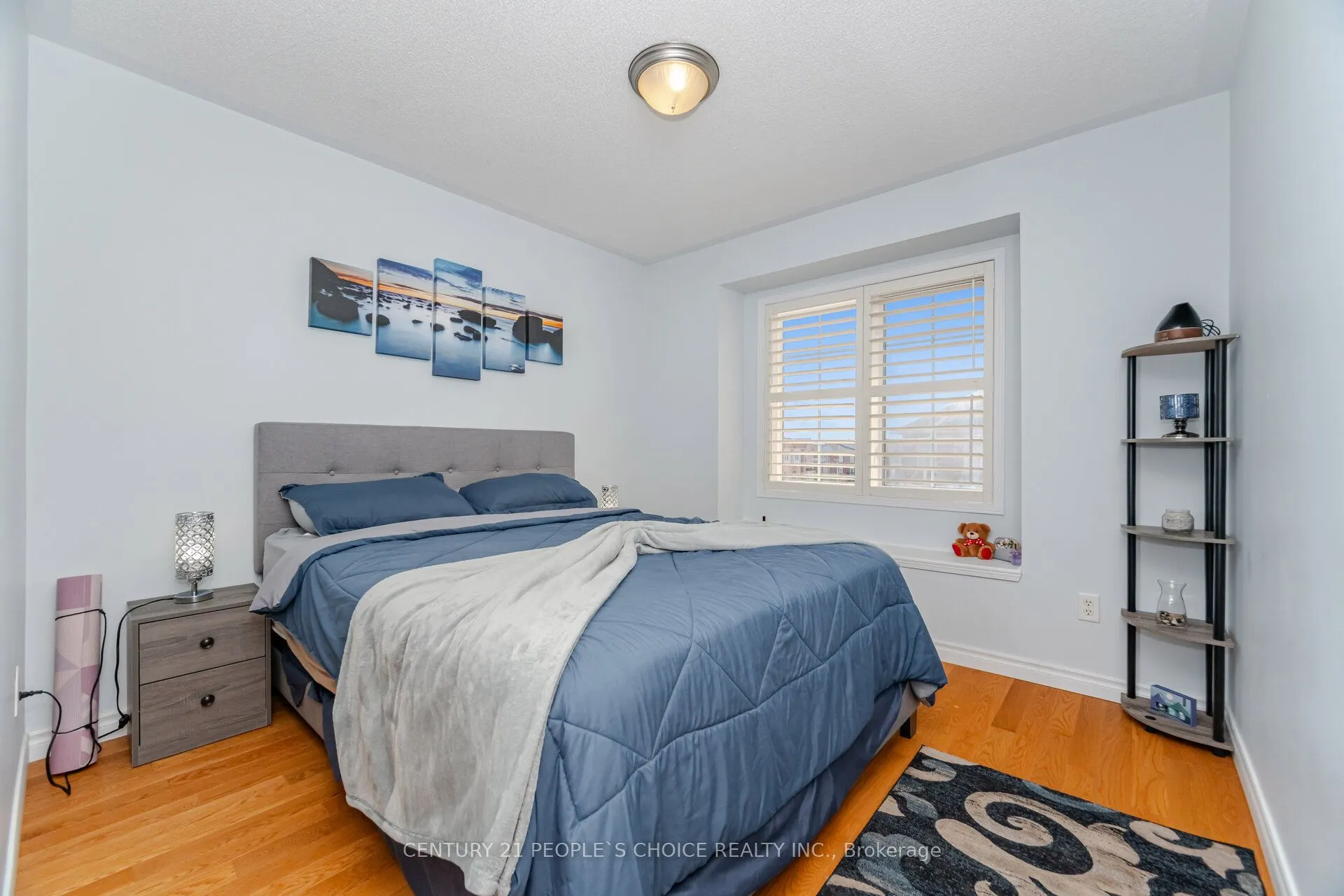 7055 Fairmeadow Crescent