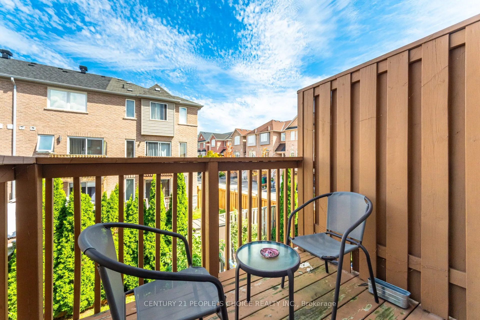 7055 Fairmeadow Crescent