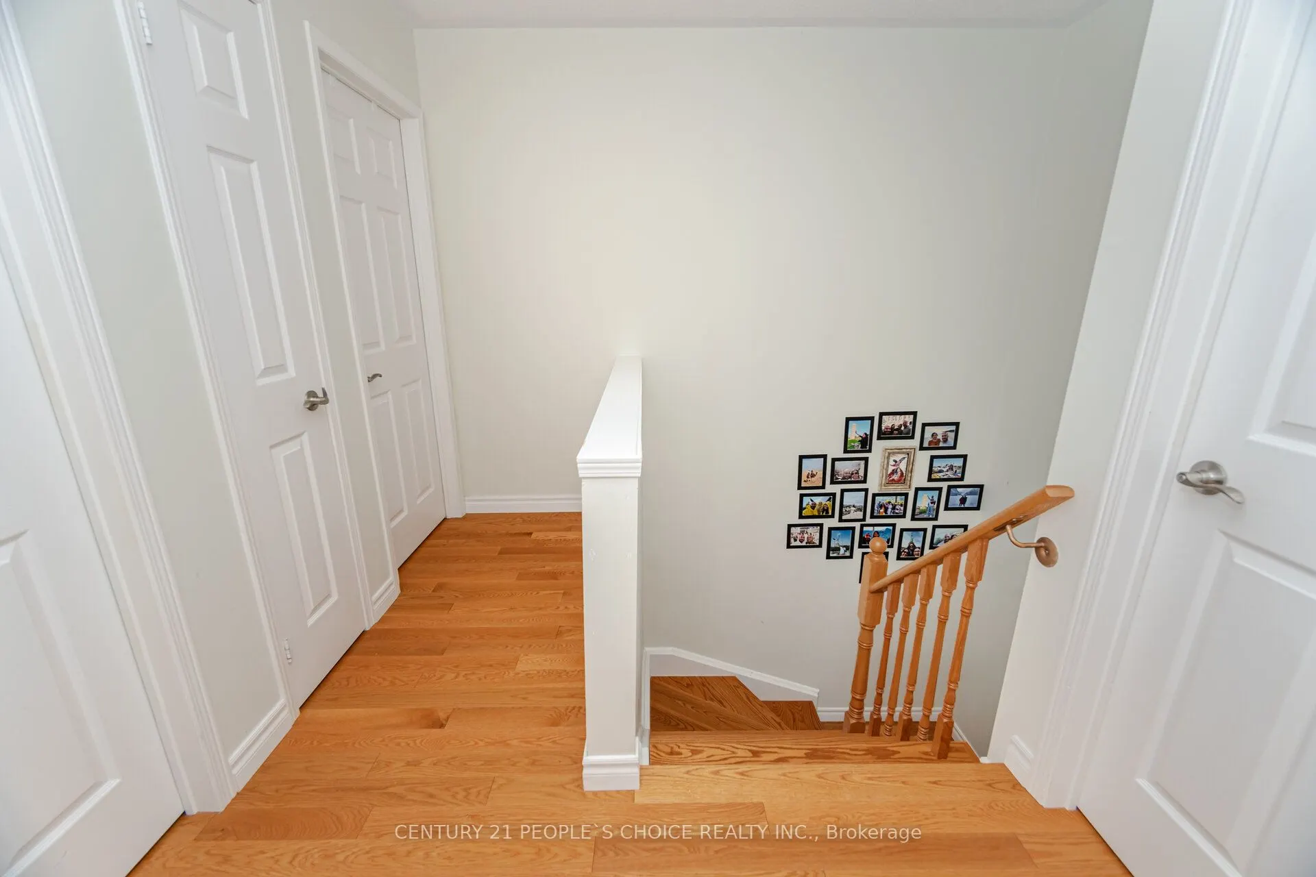 7055 Fairmeadow Crescent