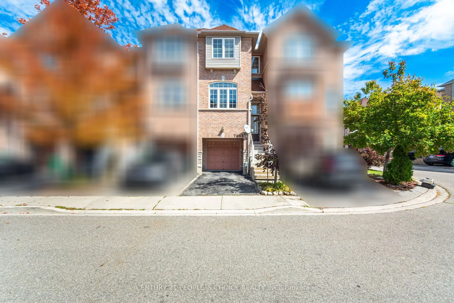7055 Fairmeadow Crescent
