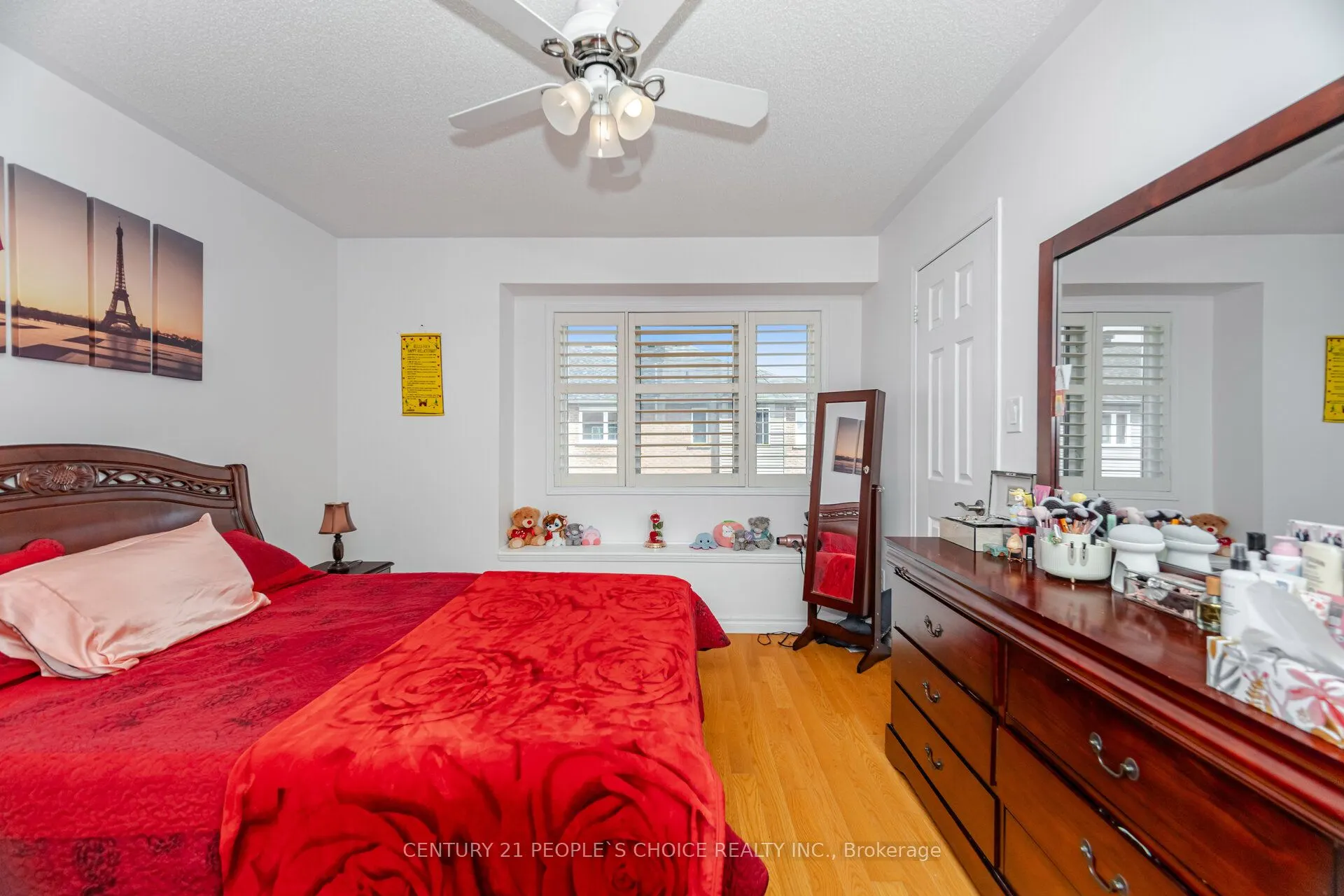 7055 Fairmeadow Crescent