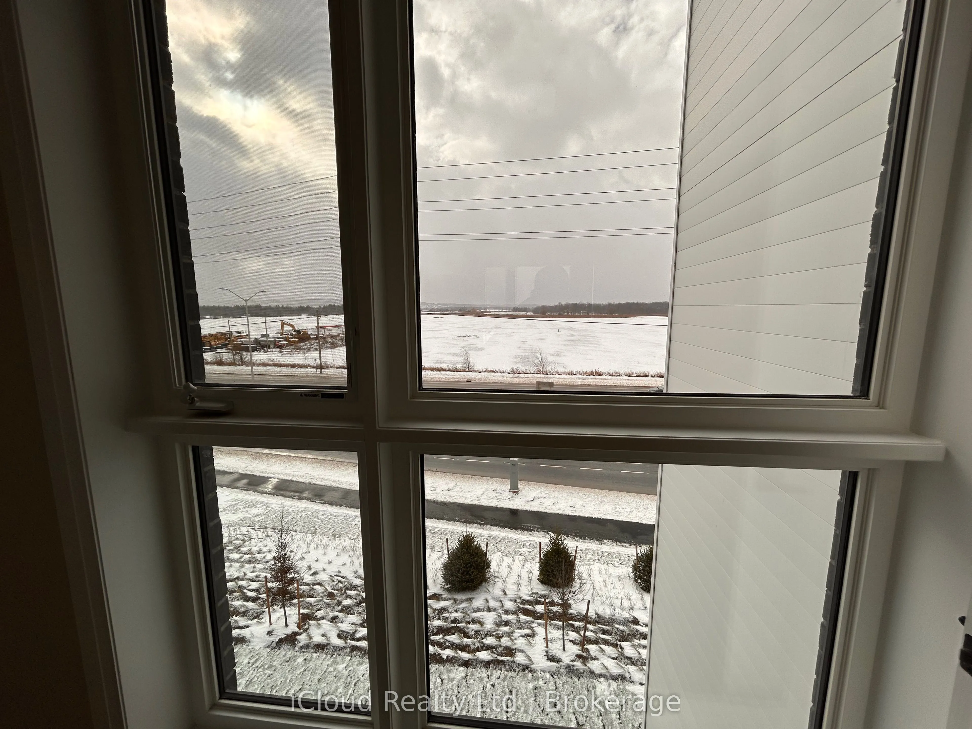 490 Gordon Krantz Avenue, #319