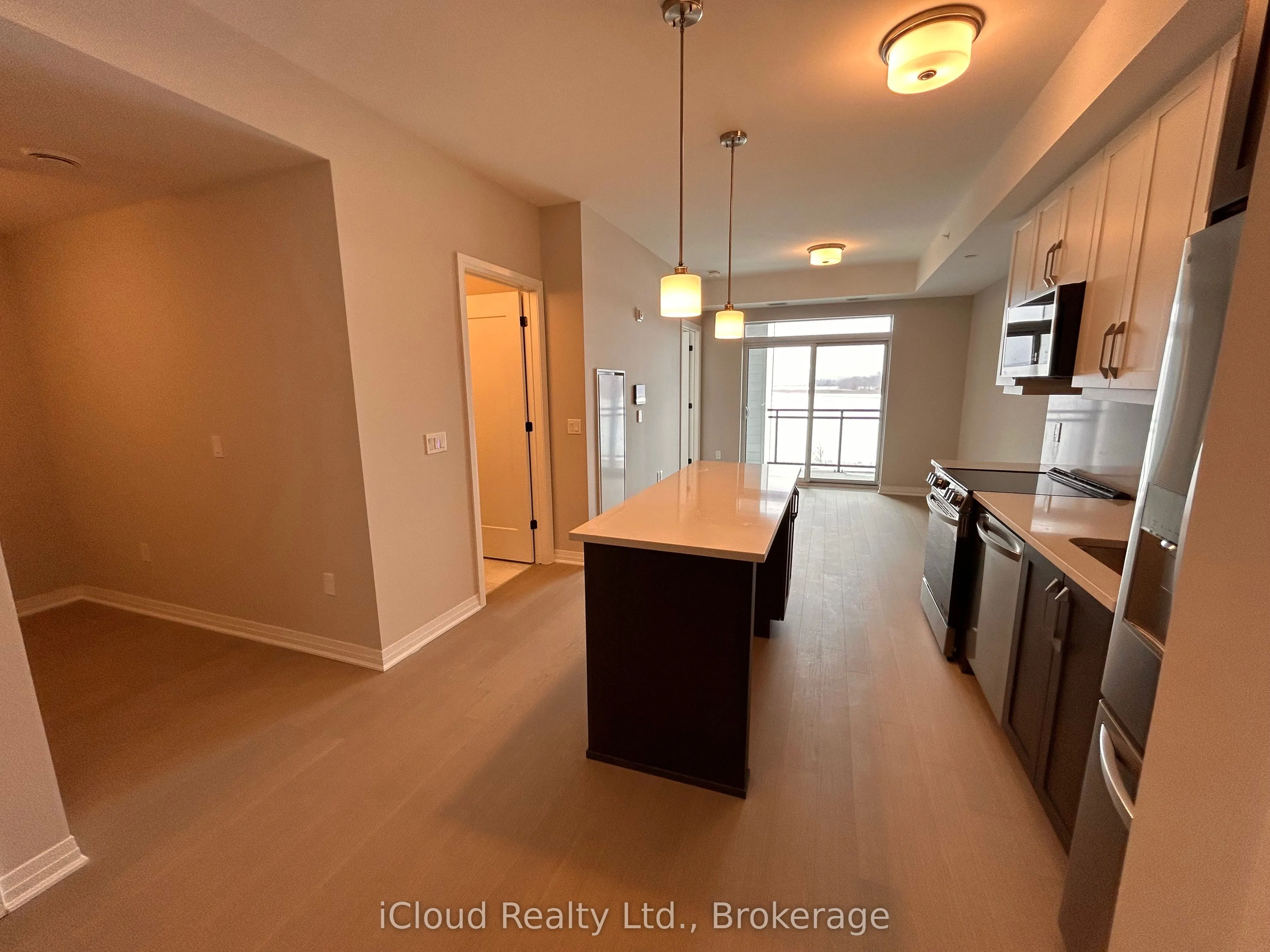 490 Gordon Krantz Avenue, #319