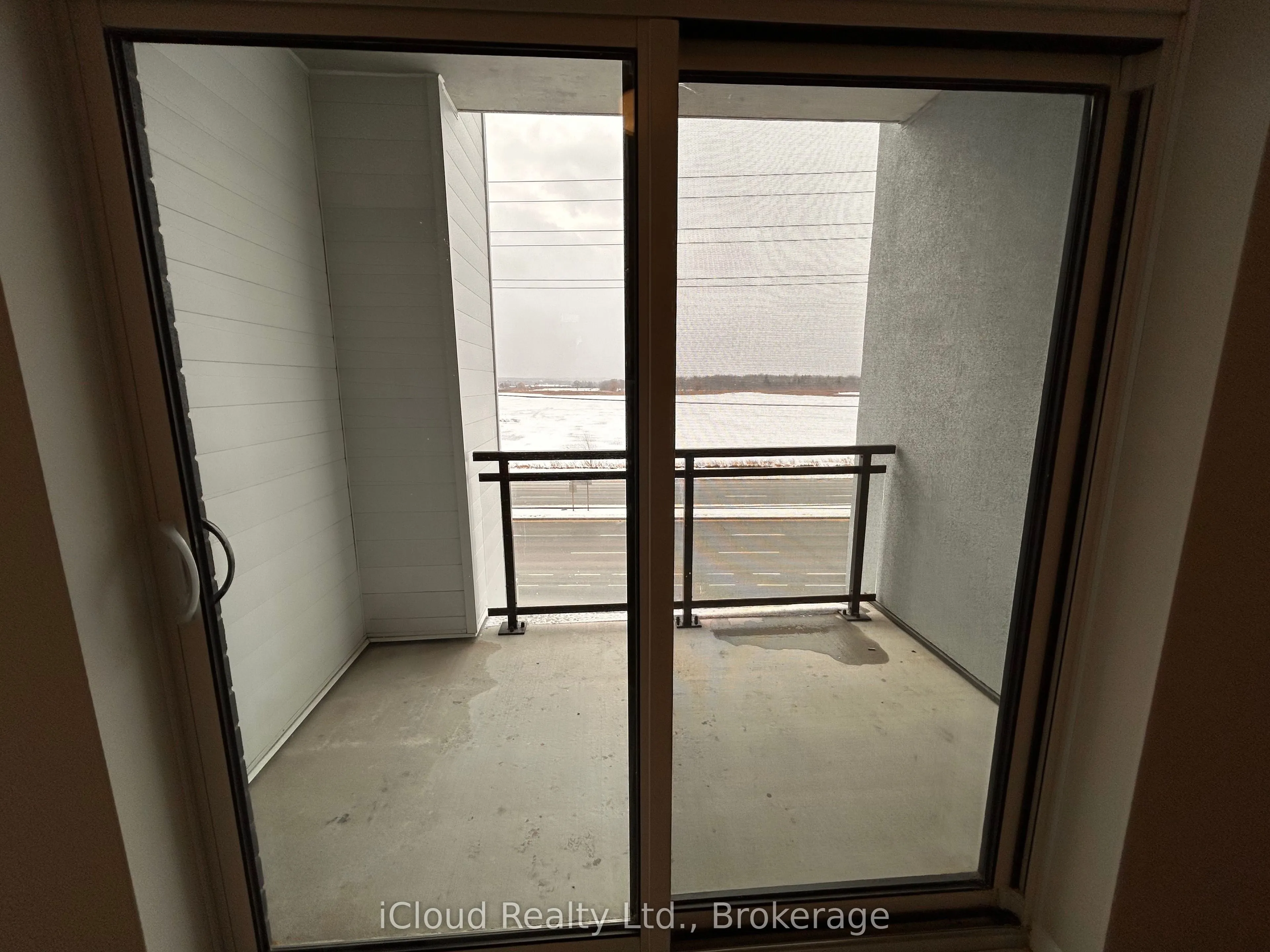 490 Gordon Krantz Avenue, #319