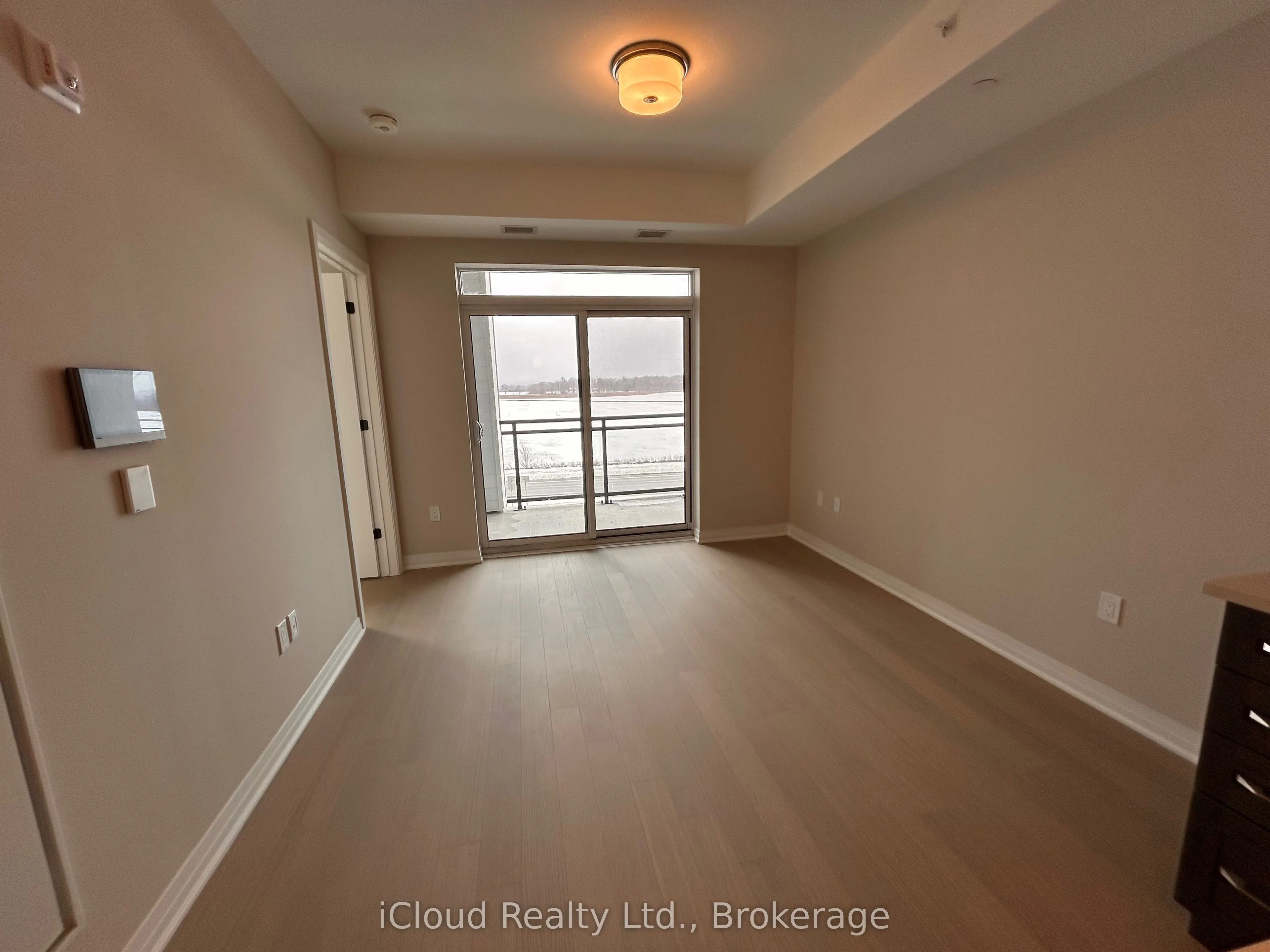 490 Gordon Krantz Avenue, #319