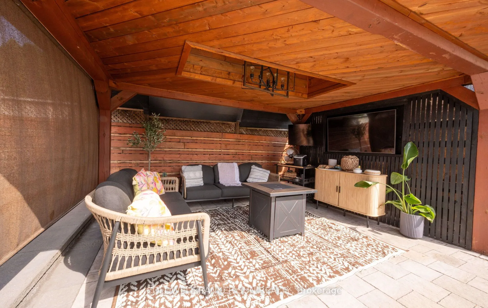 13 Rustic Way