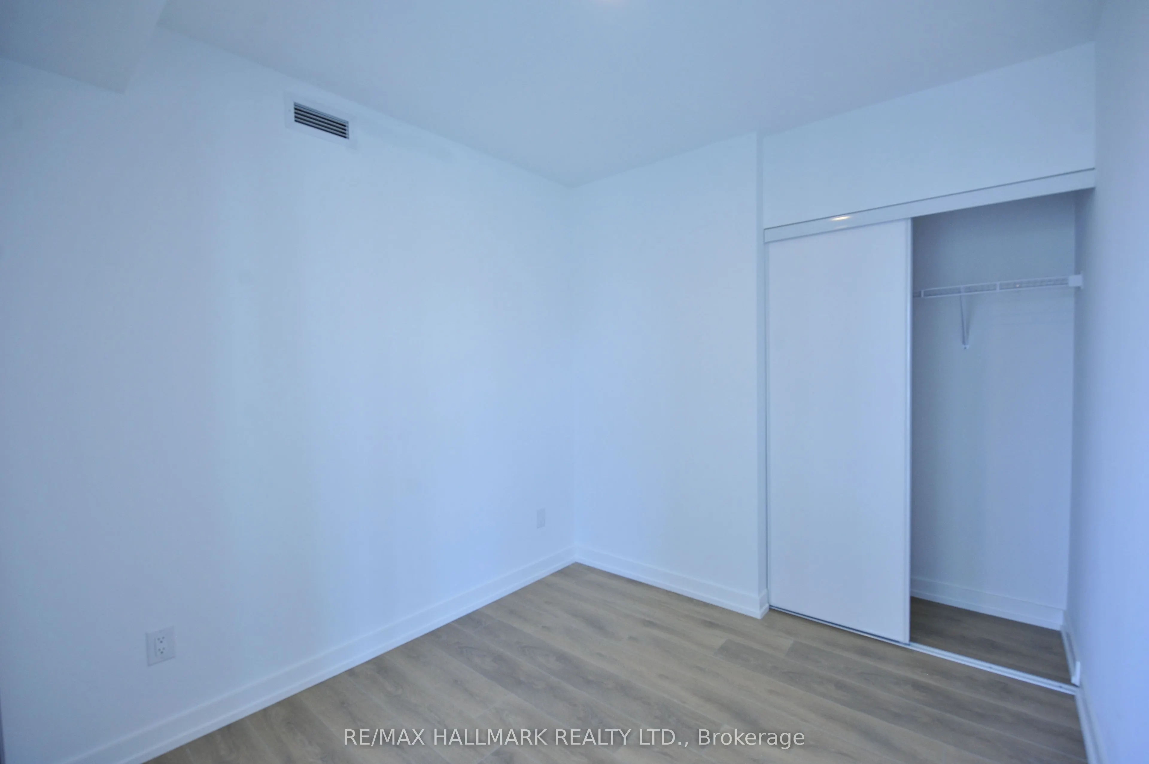 1100 Sheppard Avenue W, #1112