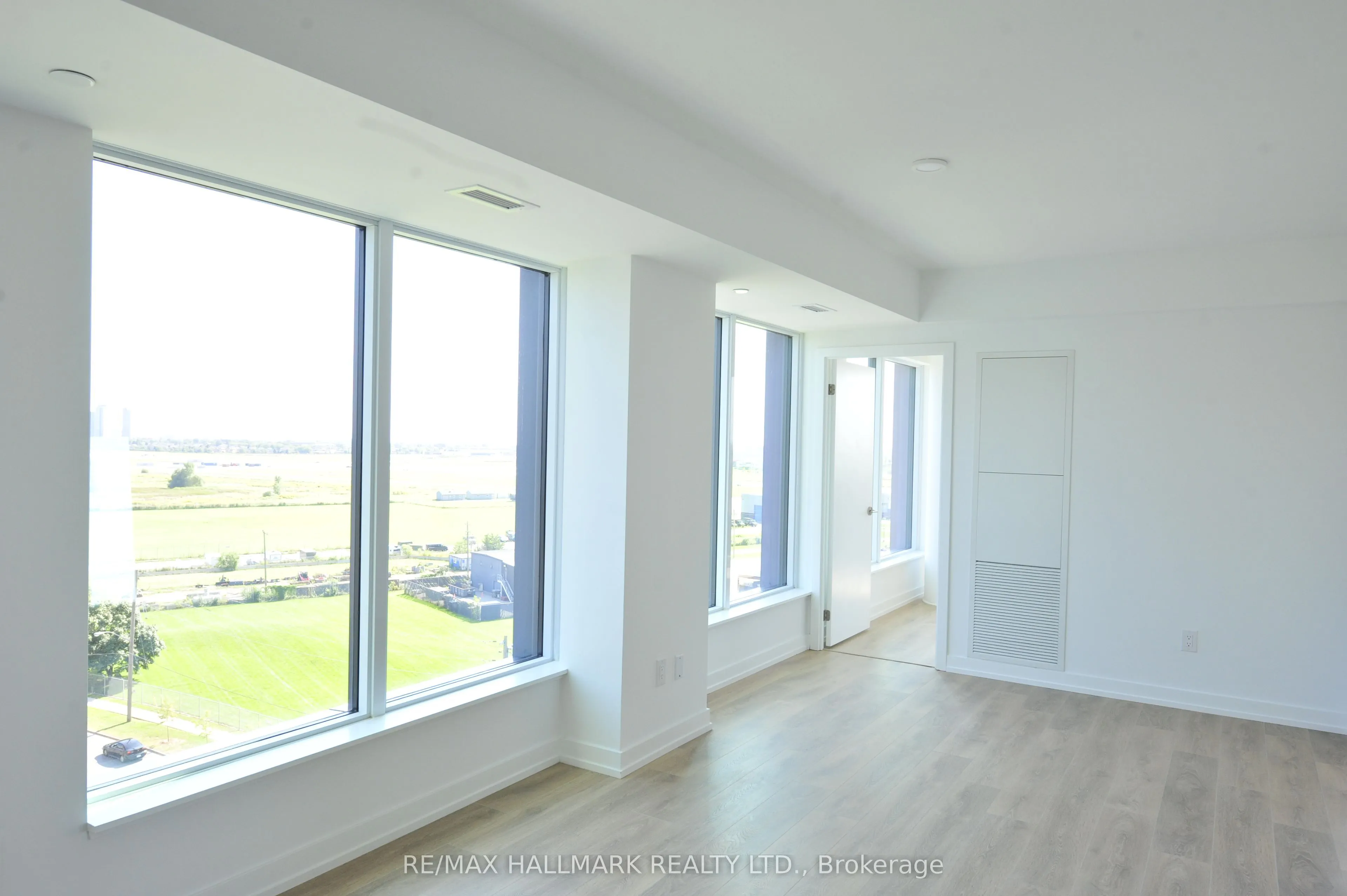 1100 Sheppard Avenue W, #1112
