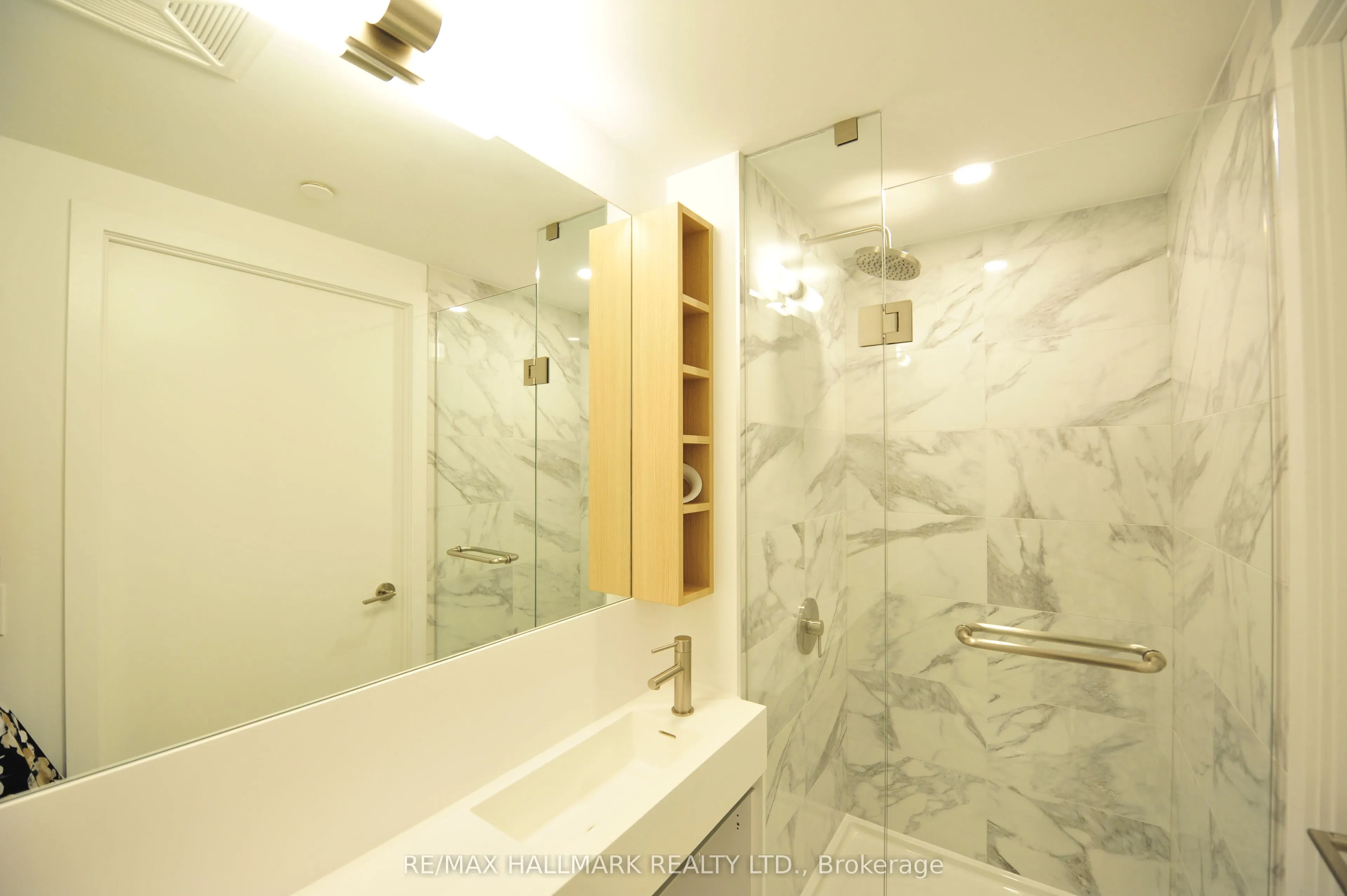1100 Sheppard Avenue W, #1112