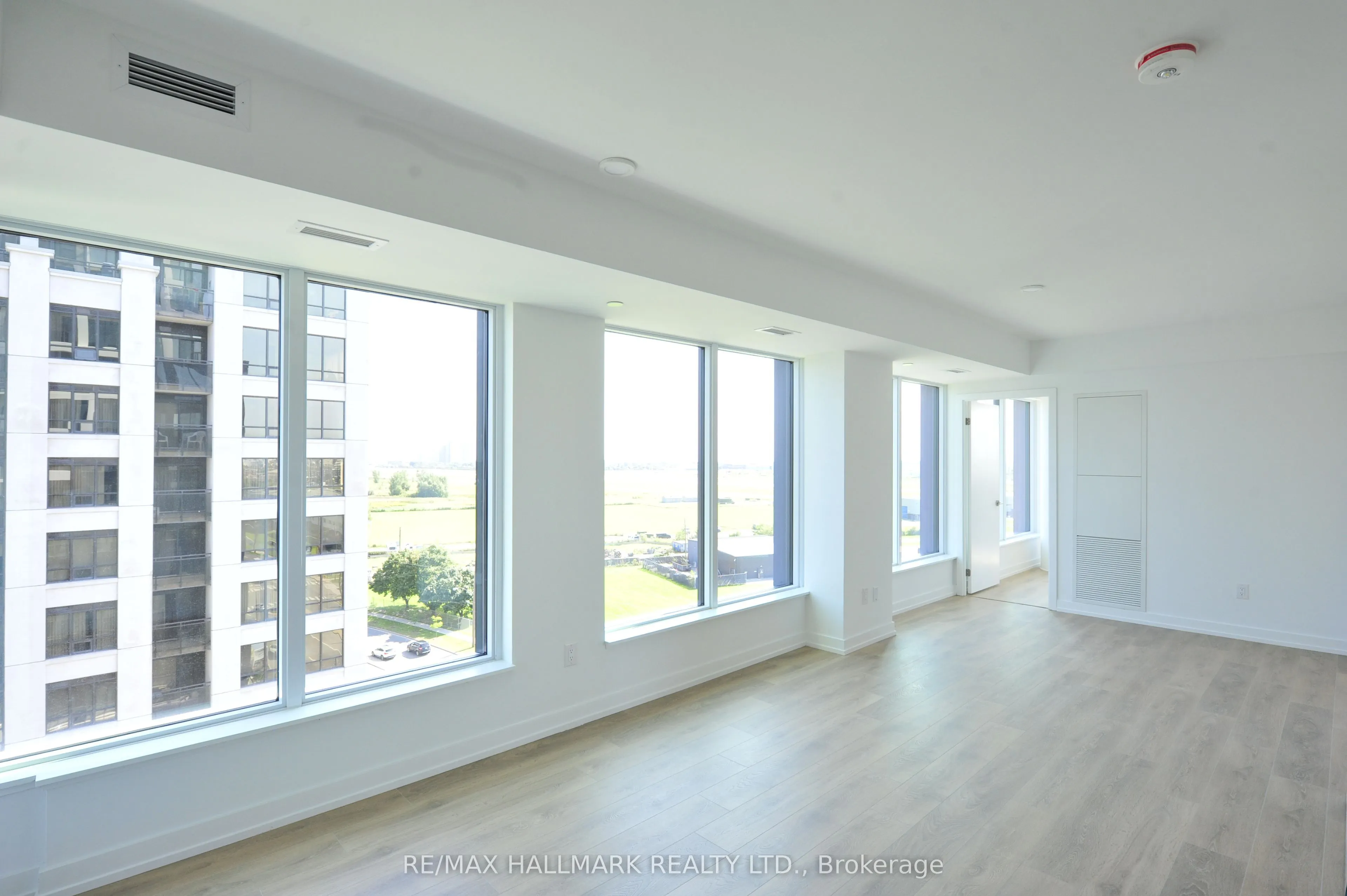 1100 Sheppard Avenue W, #1112