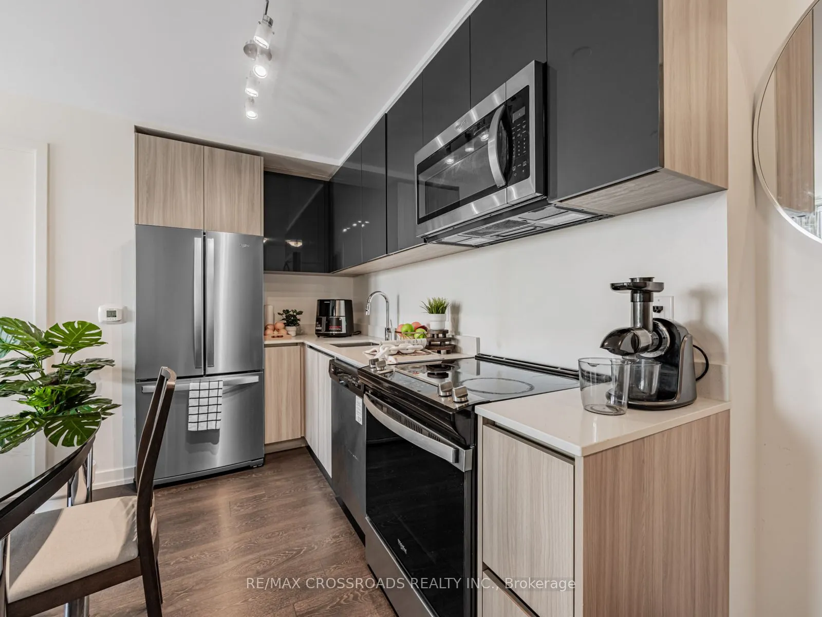 3100 Keele Street, #427