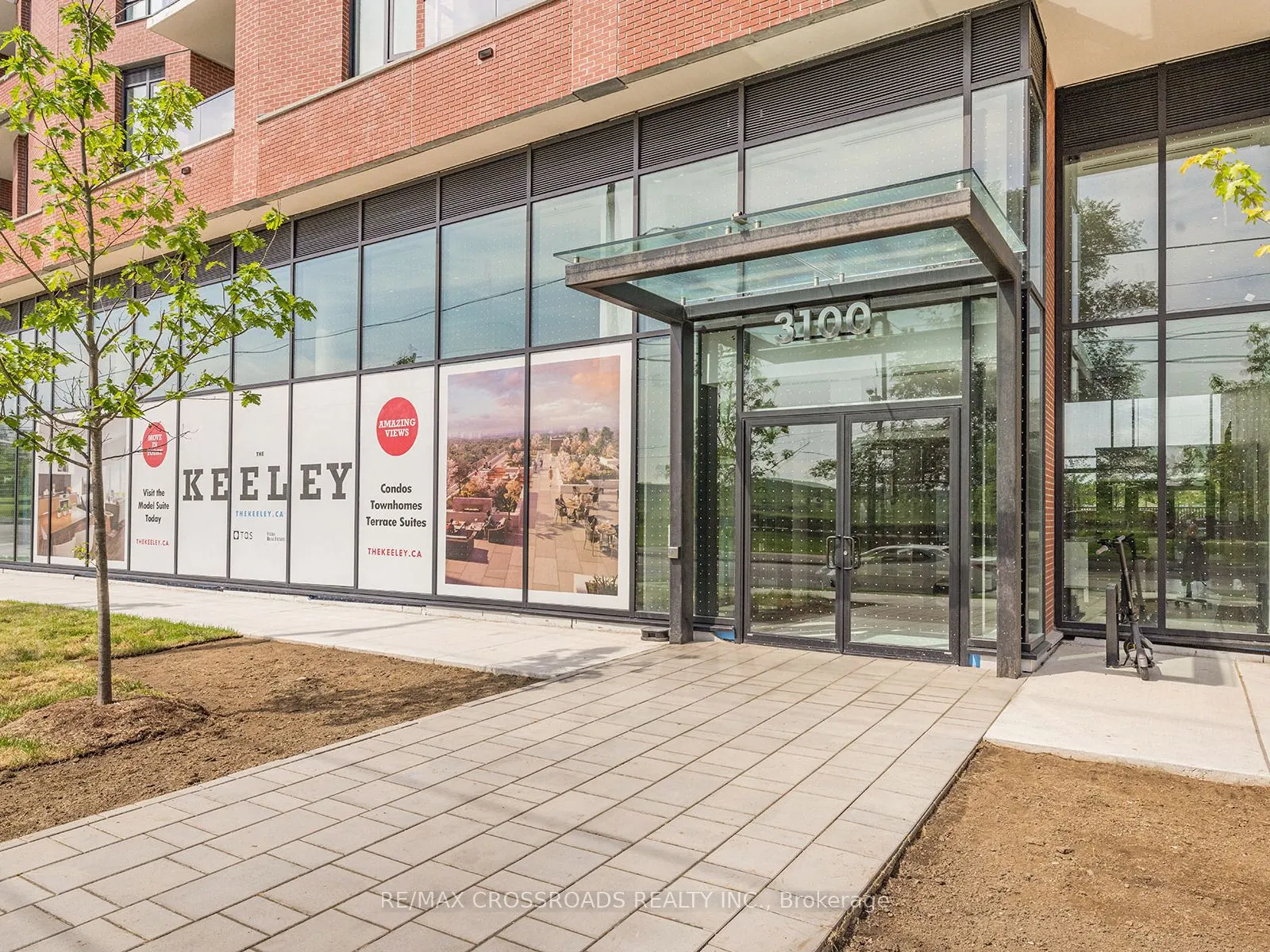 3100 Keele Street, #427