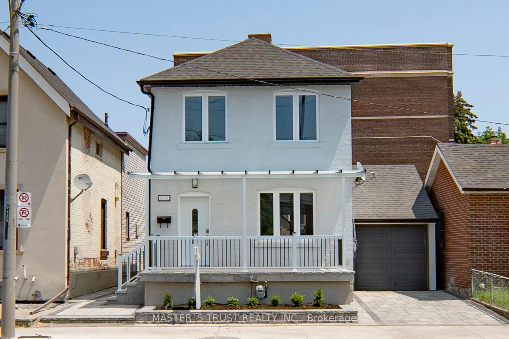 613 Old Weston Road S