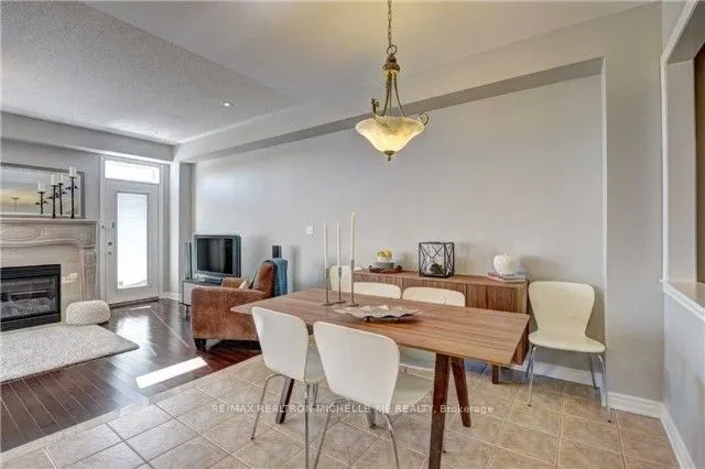 1122 Woodington Lane