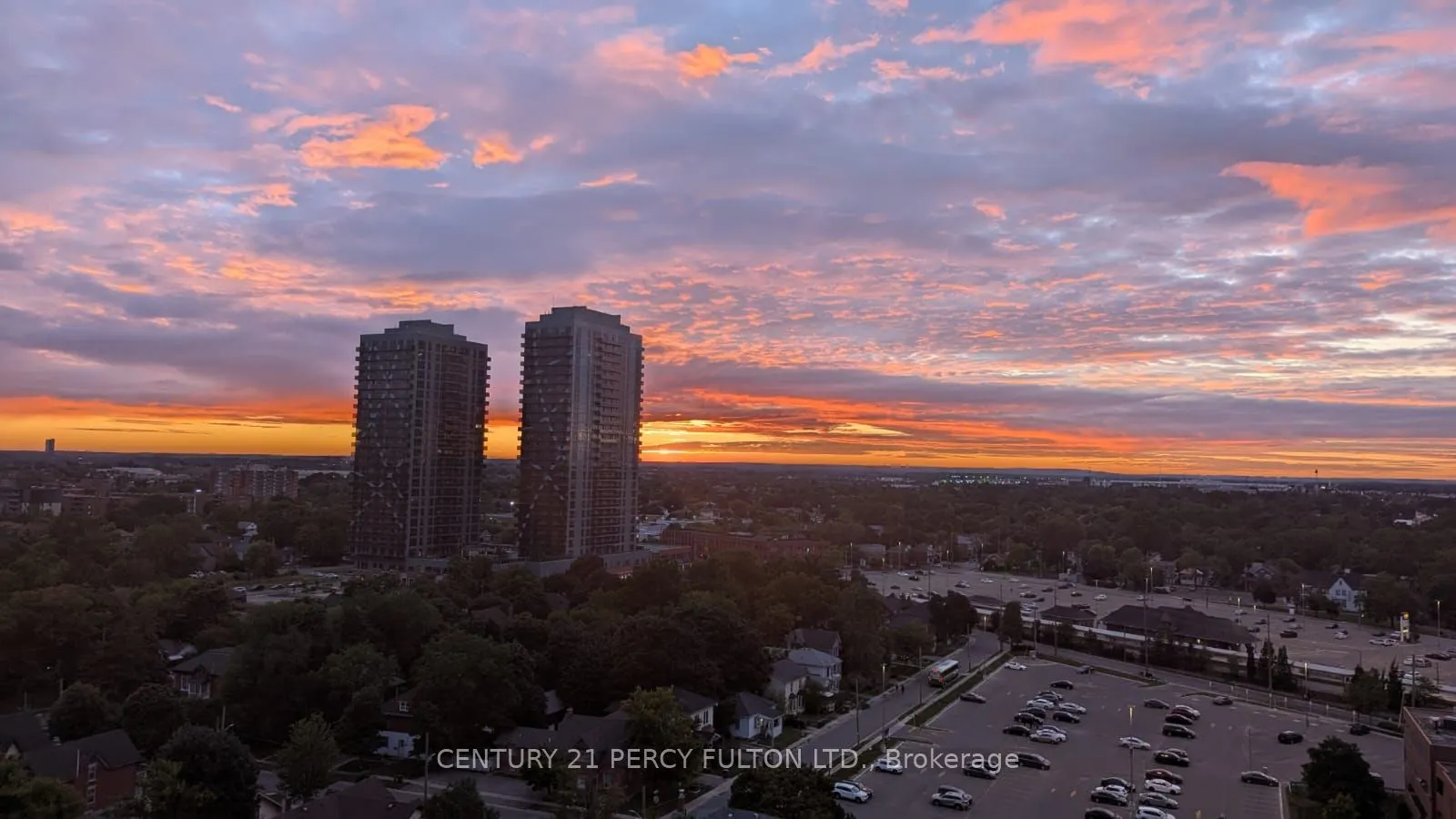 9 George Street N, #1612