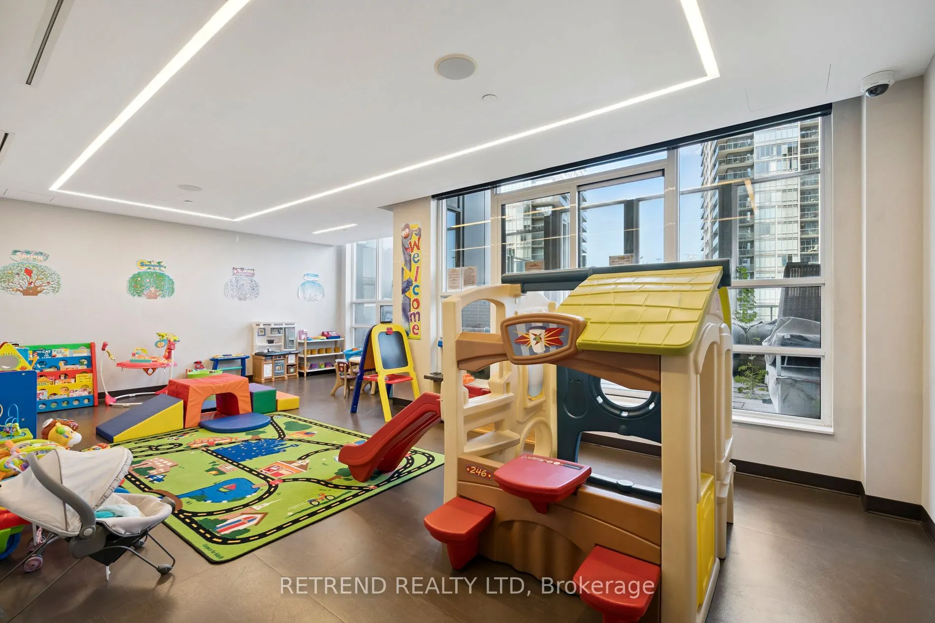 36 Park Lawn Road, #2403