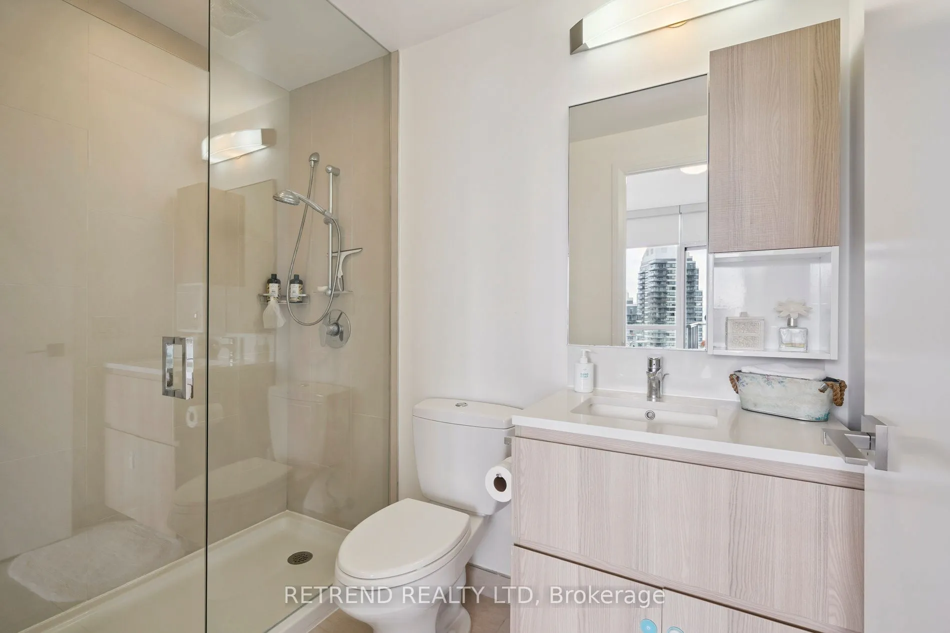 36 Park Lawn Road, #2403