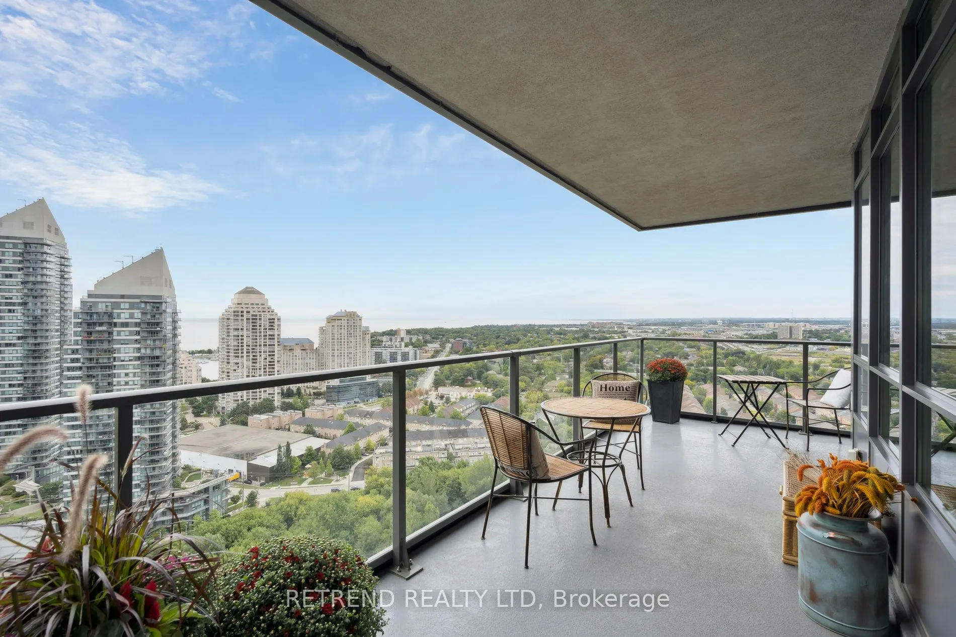 36 Park Lawn Road, #2403