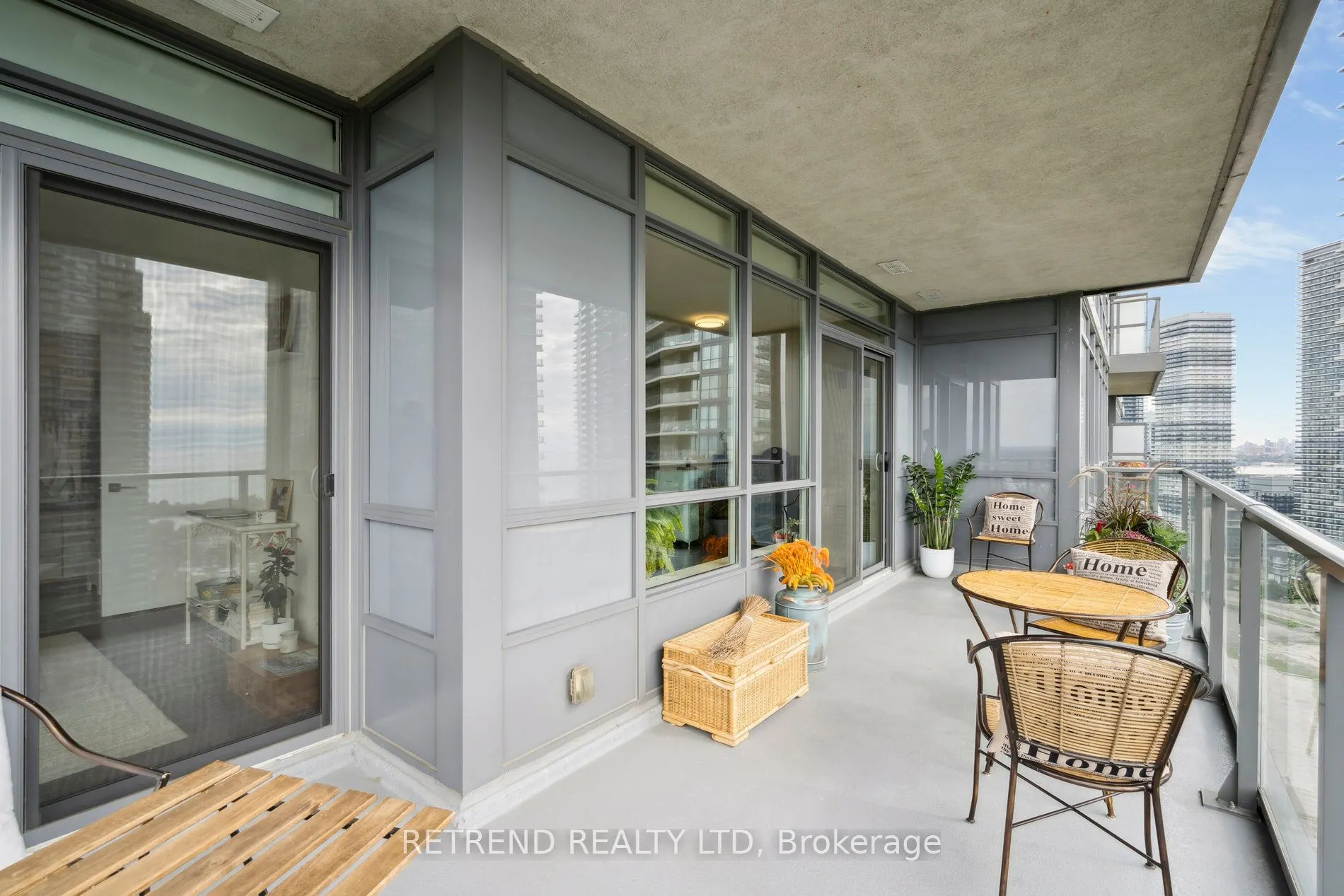 36 Park Lawn Road, #2403