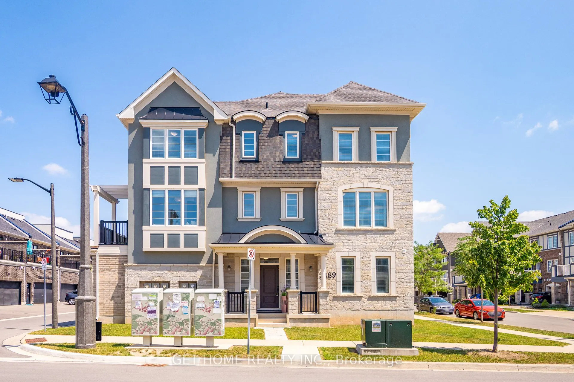 3489 VERNON POWELL Drive