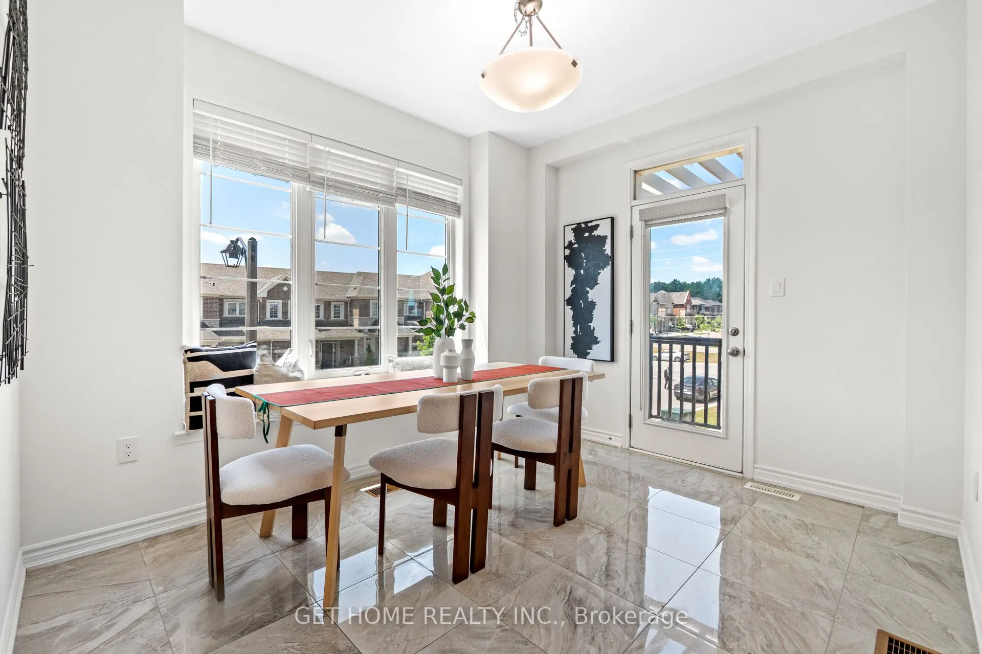 3489 VERNON POWELL Drive
