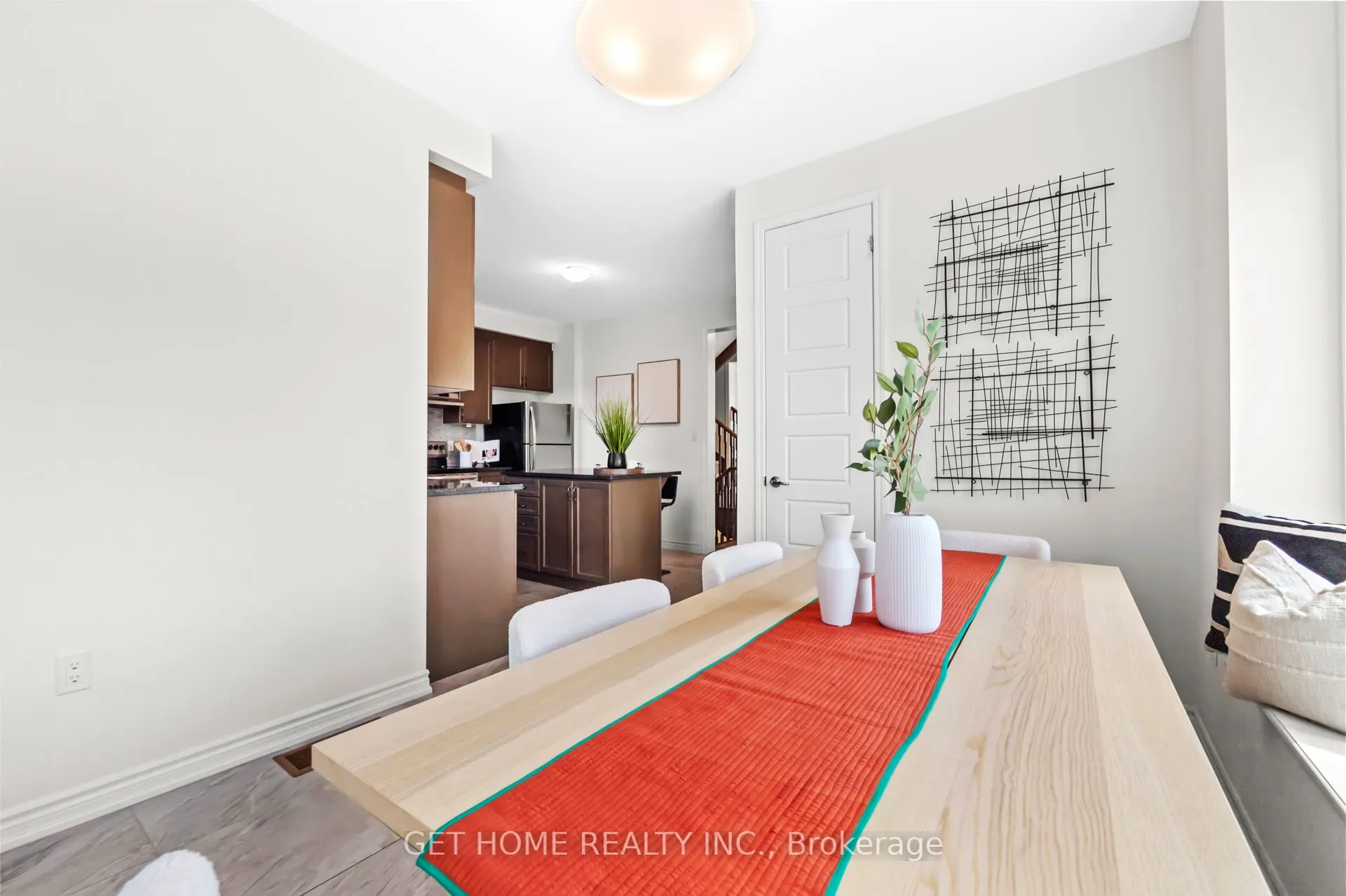 3489 VERNON POWELL Drive