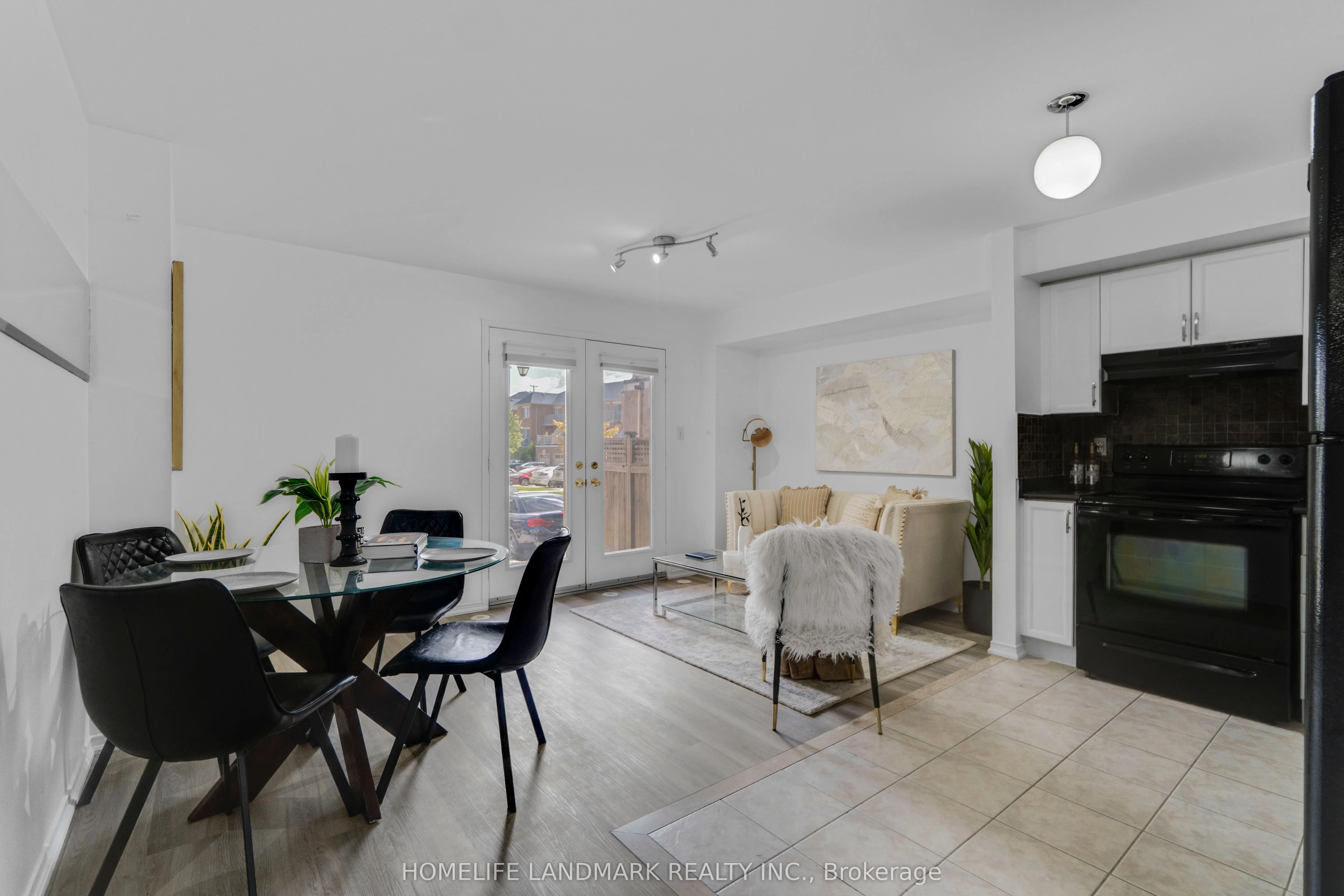 5025 Ninth Line, #8