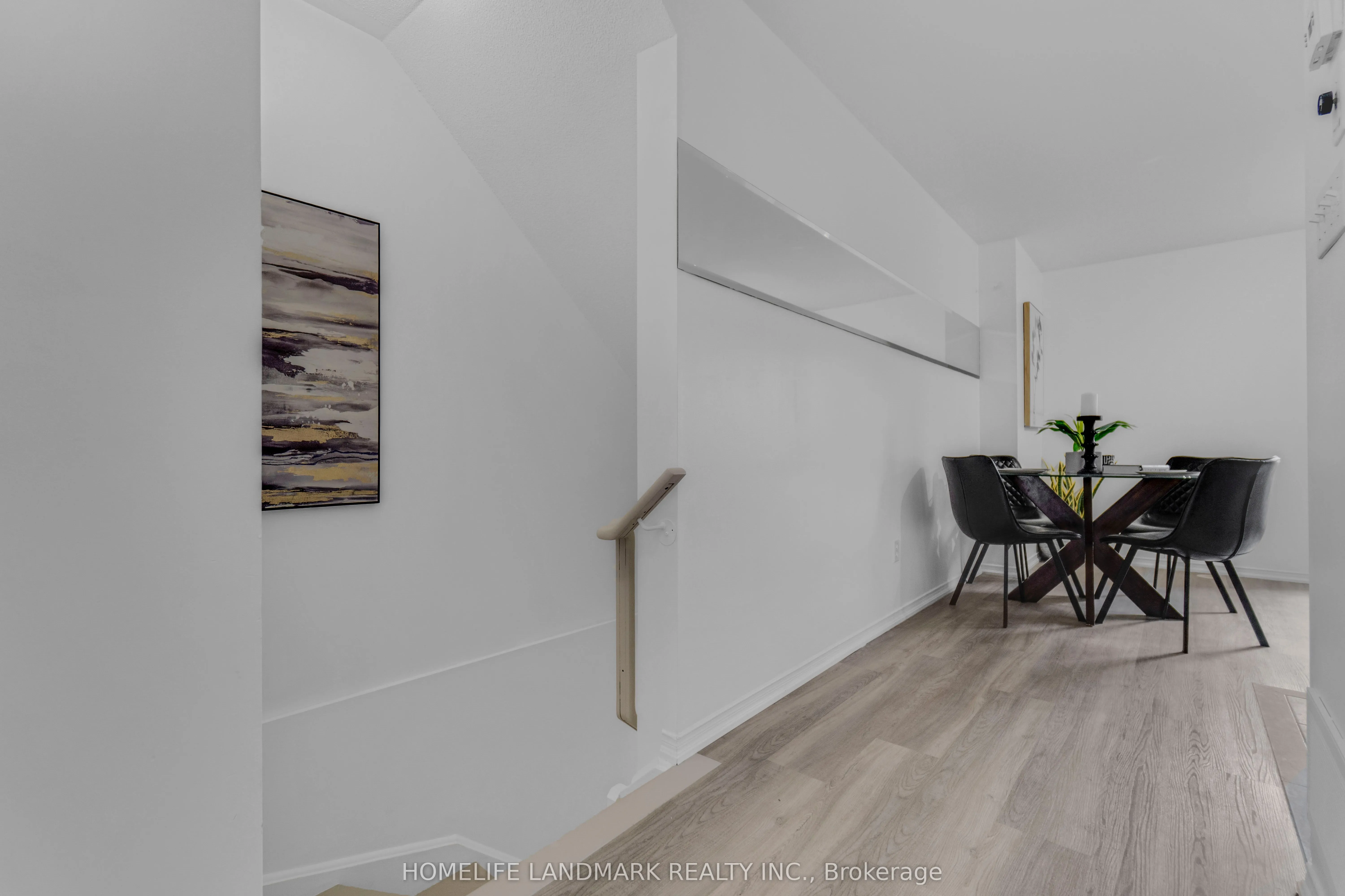 5025 Ninth Line, #8