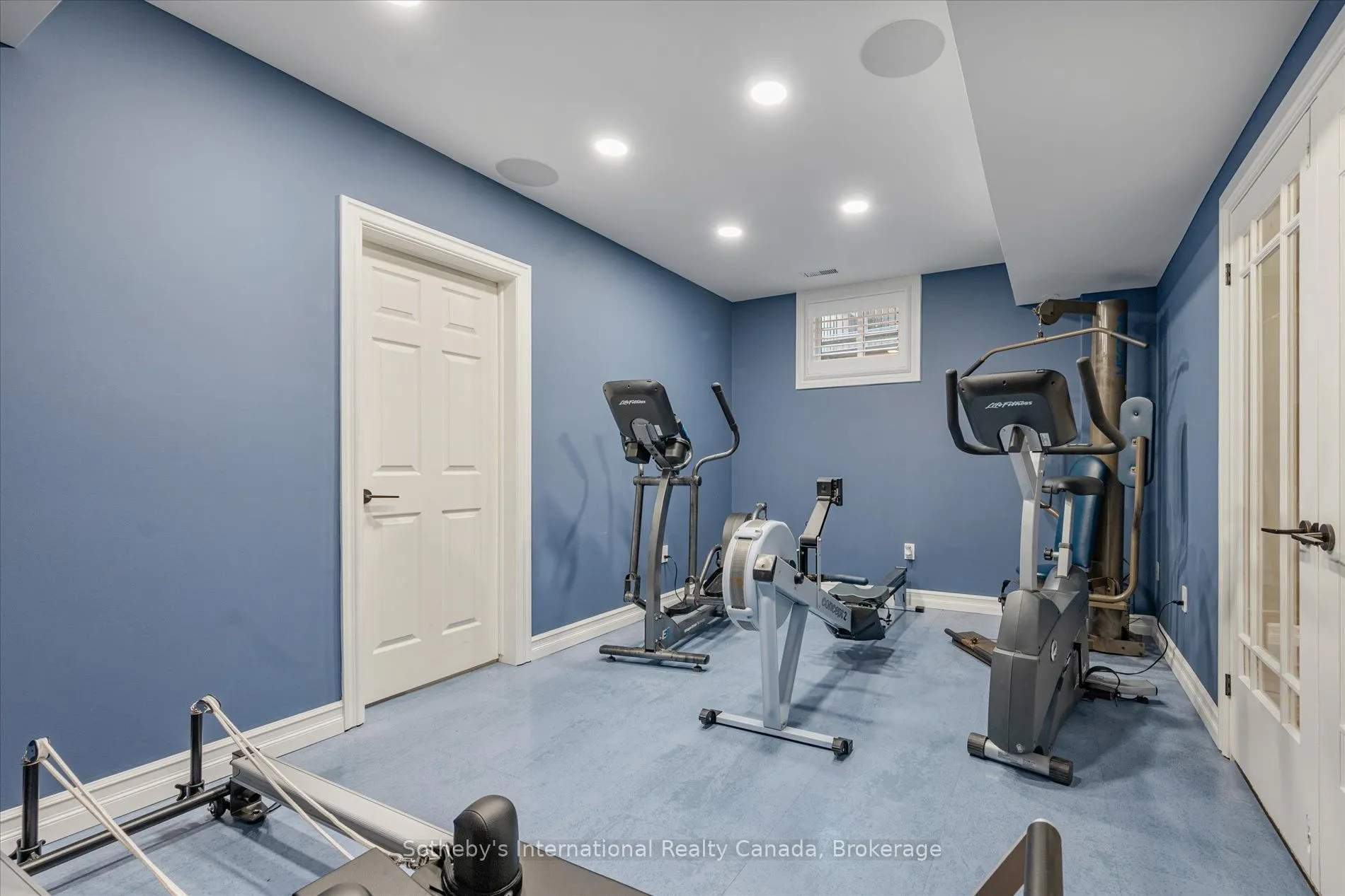 4169 Lakeshore Road