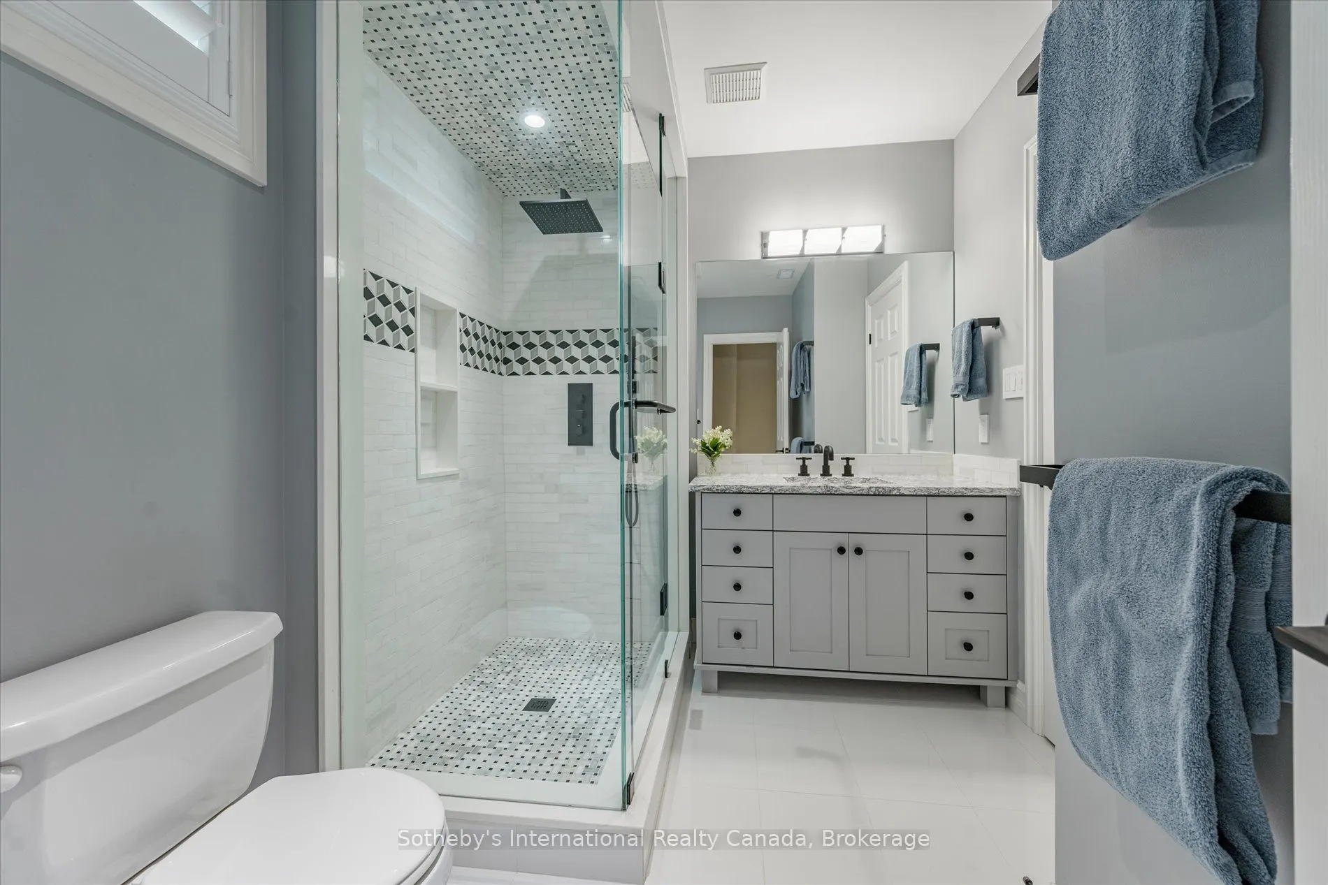 4169 Lakeshore Road