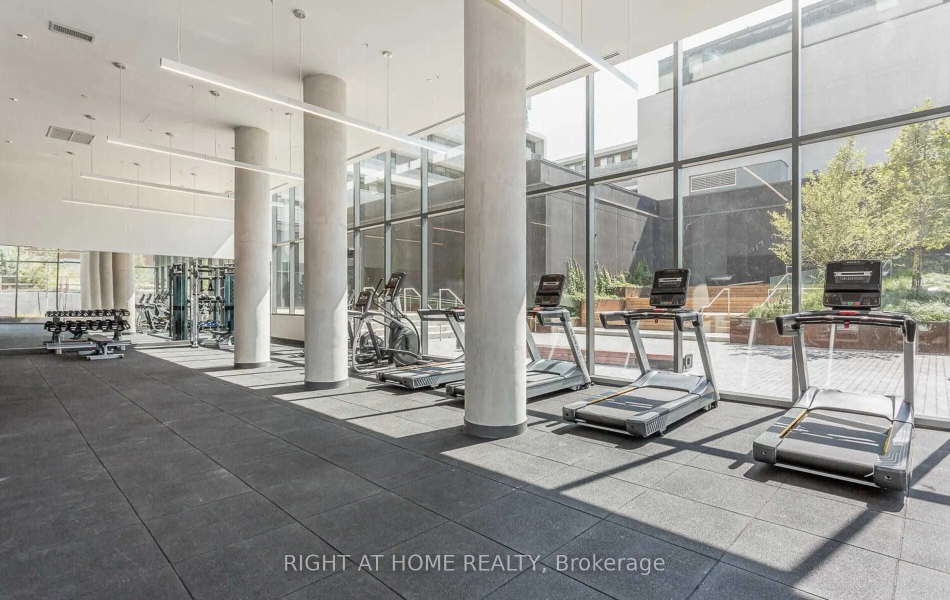 120 Varna Drive, #1401