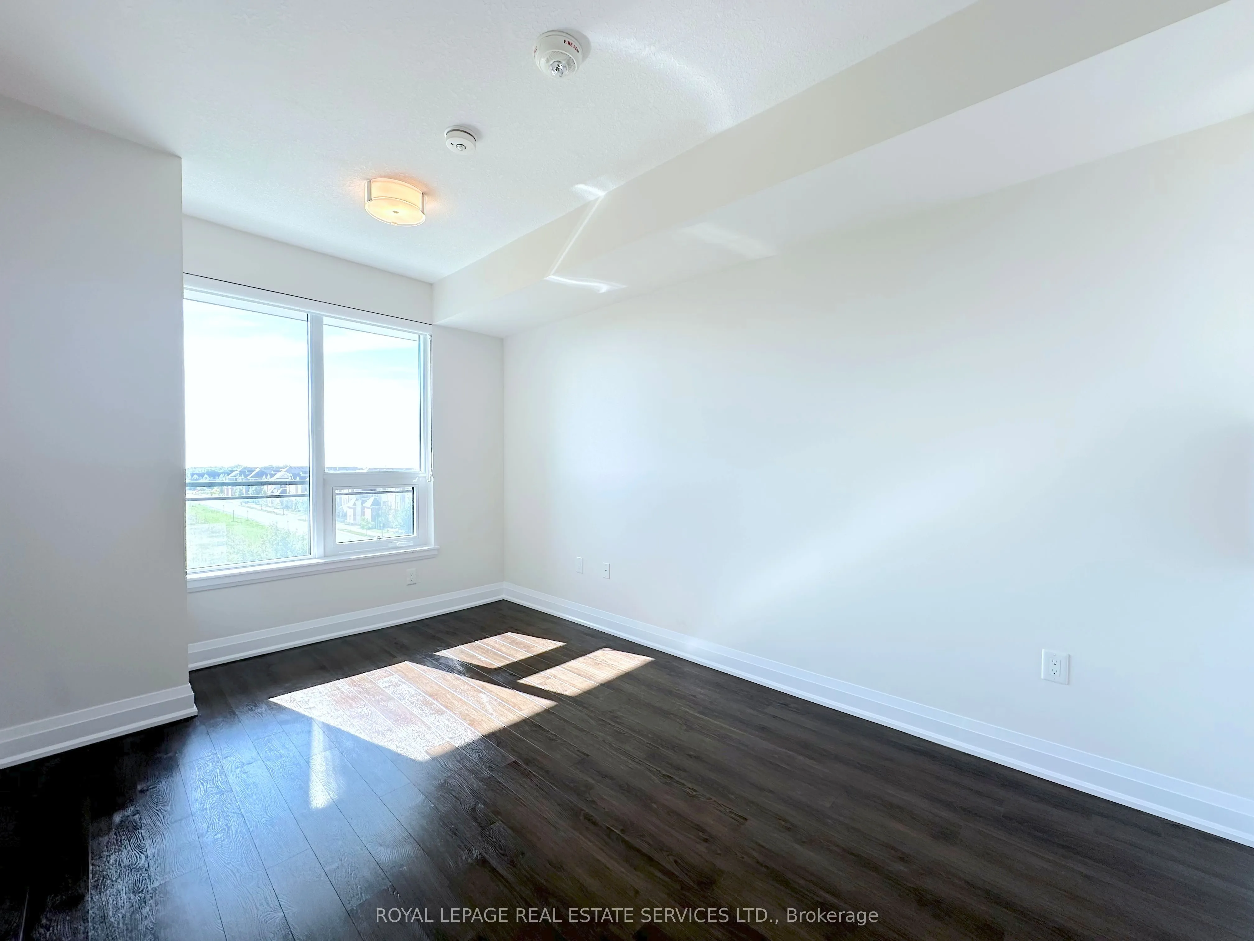 2333 Taunton Road, #511