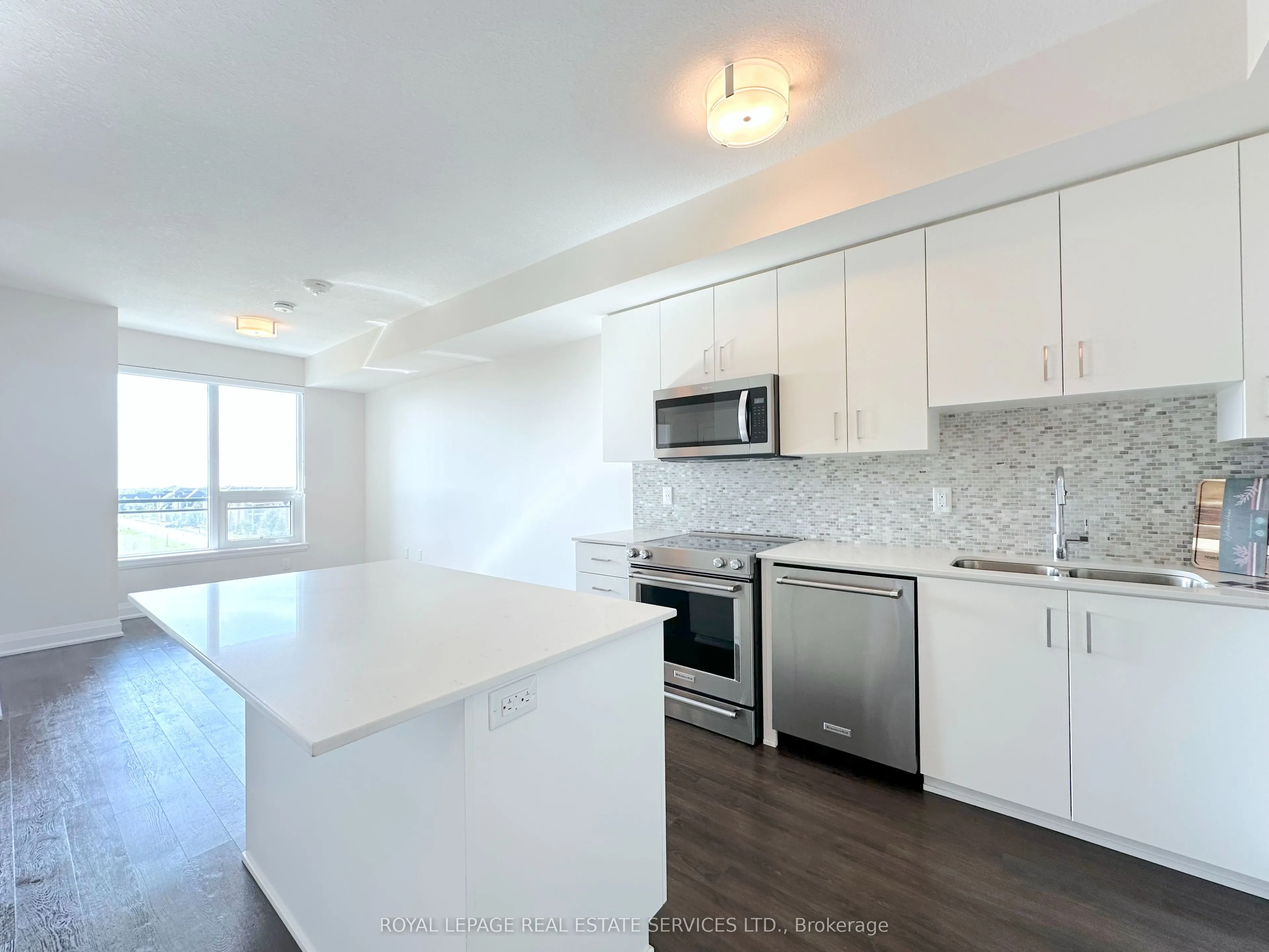 2333 Taunton Road, #511