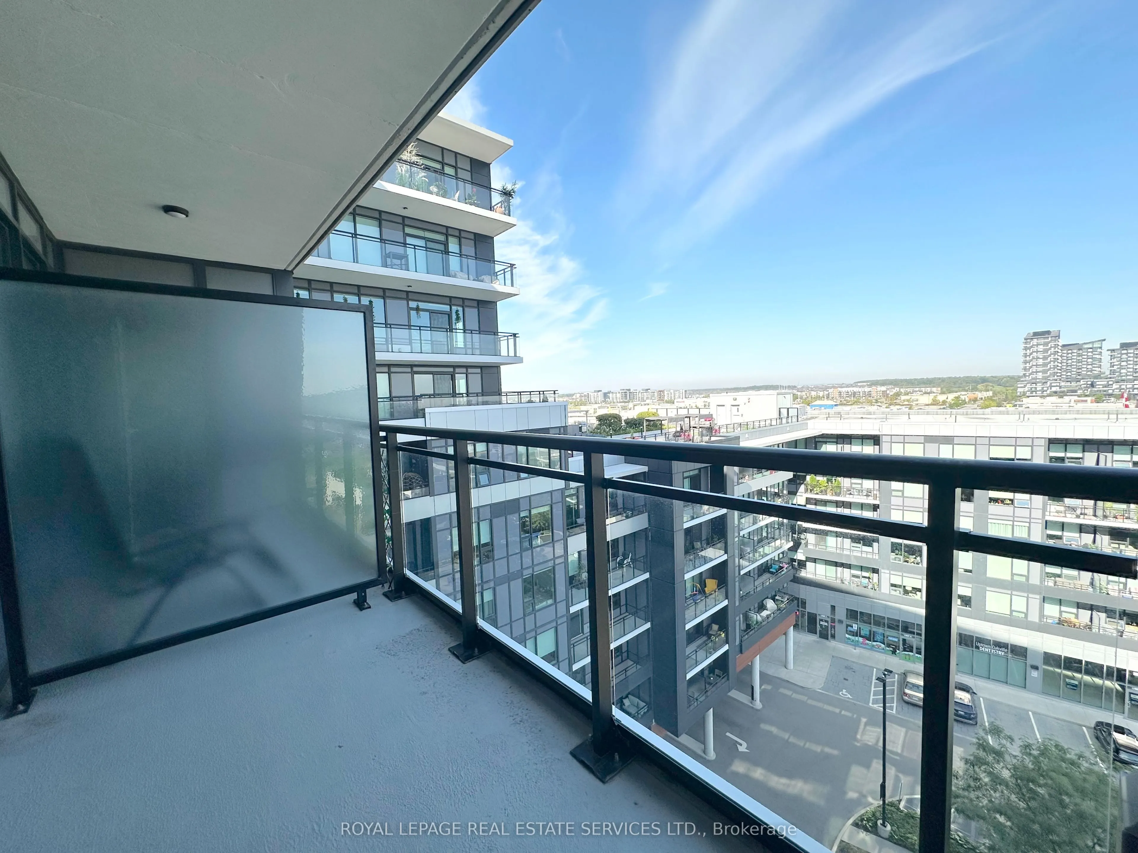2333 Taunton Road, #903