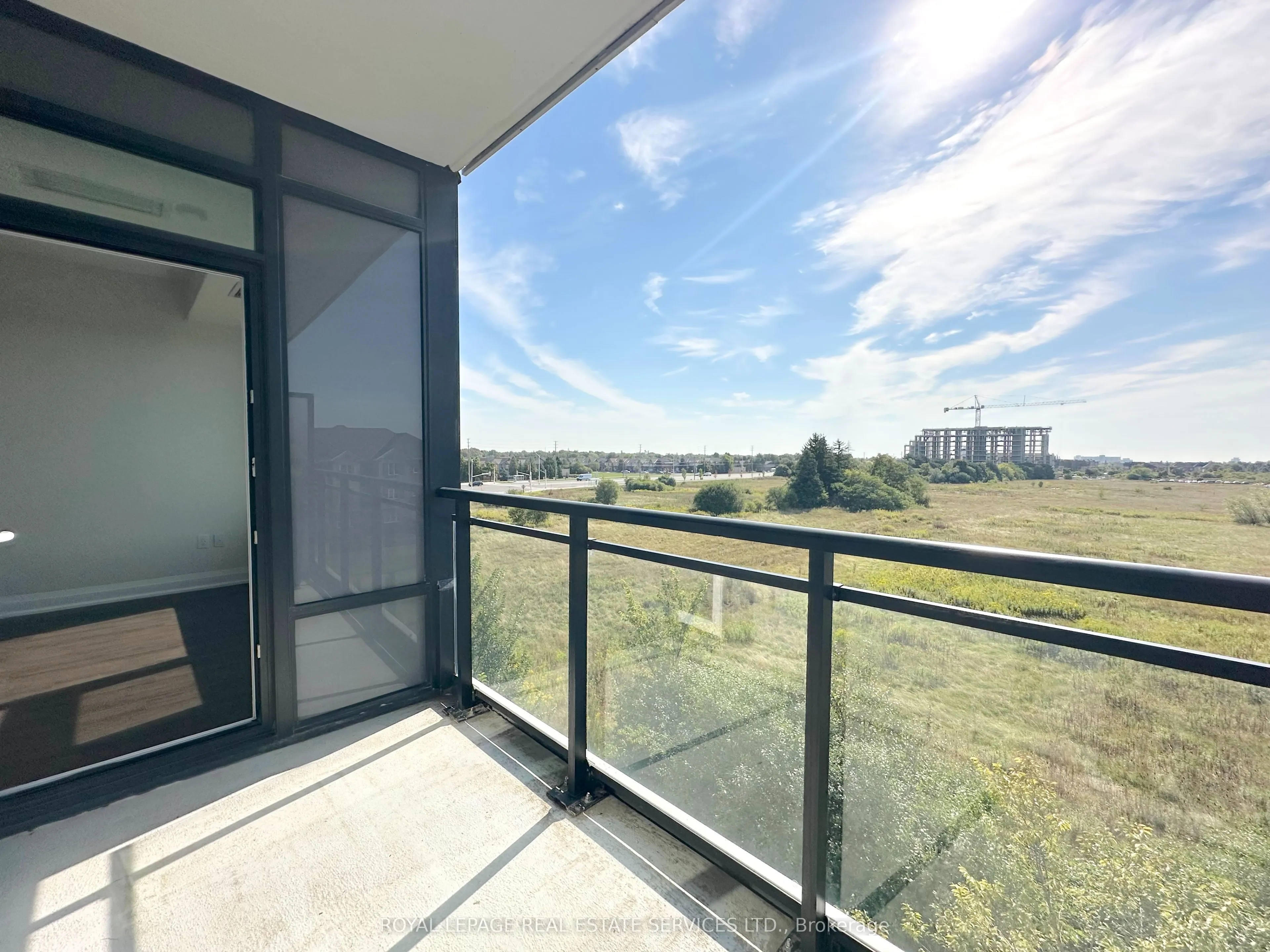 2333 Taunton Road, #408