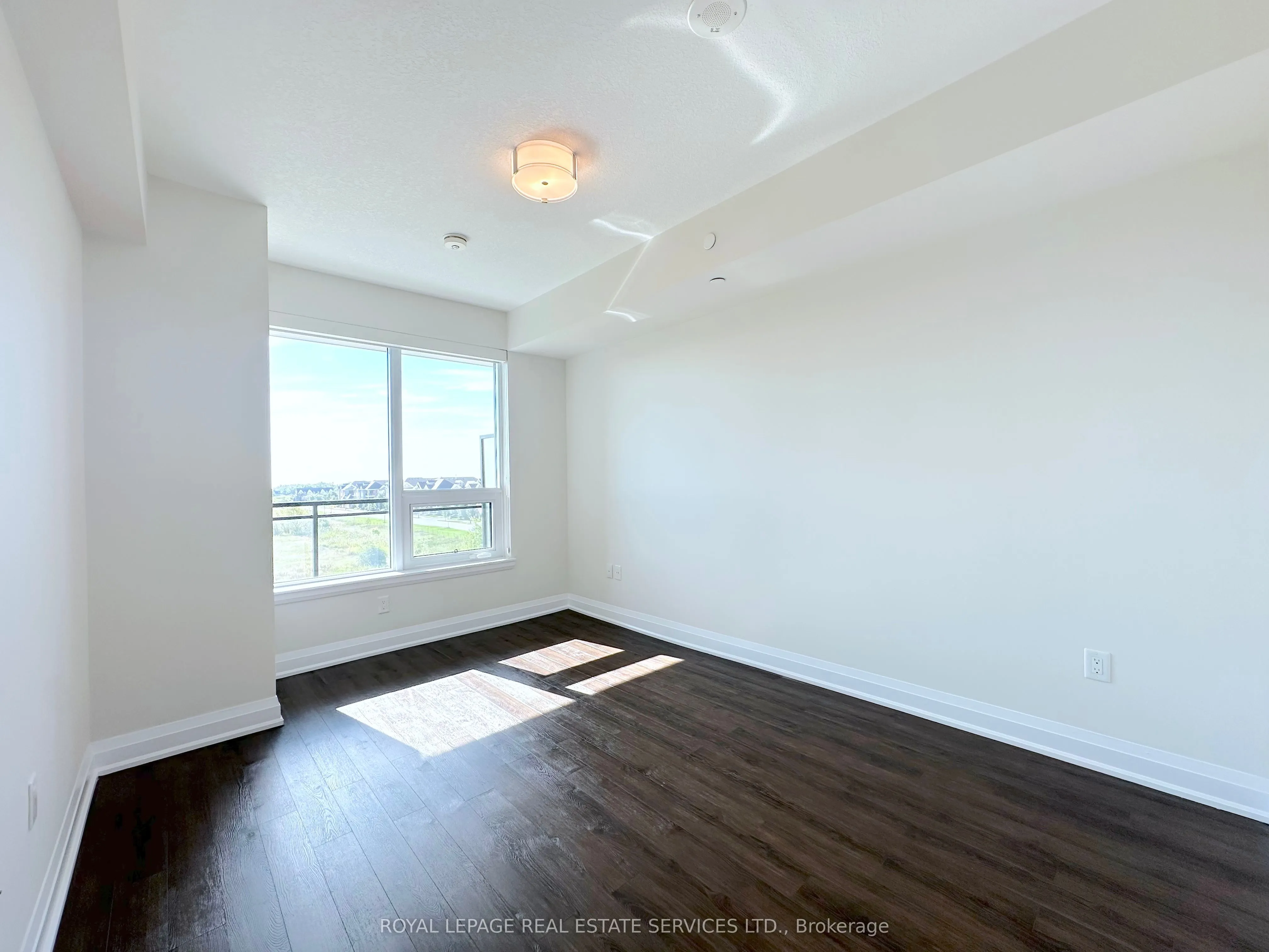 2333 Taunton Road, #408