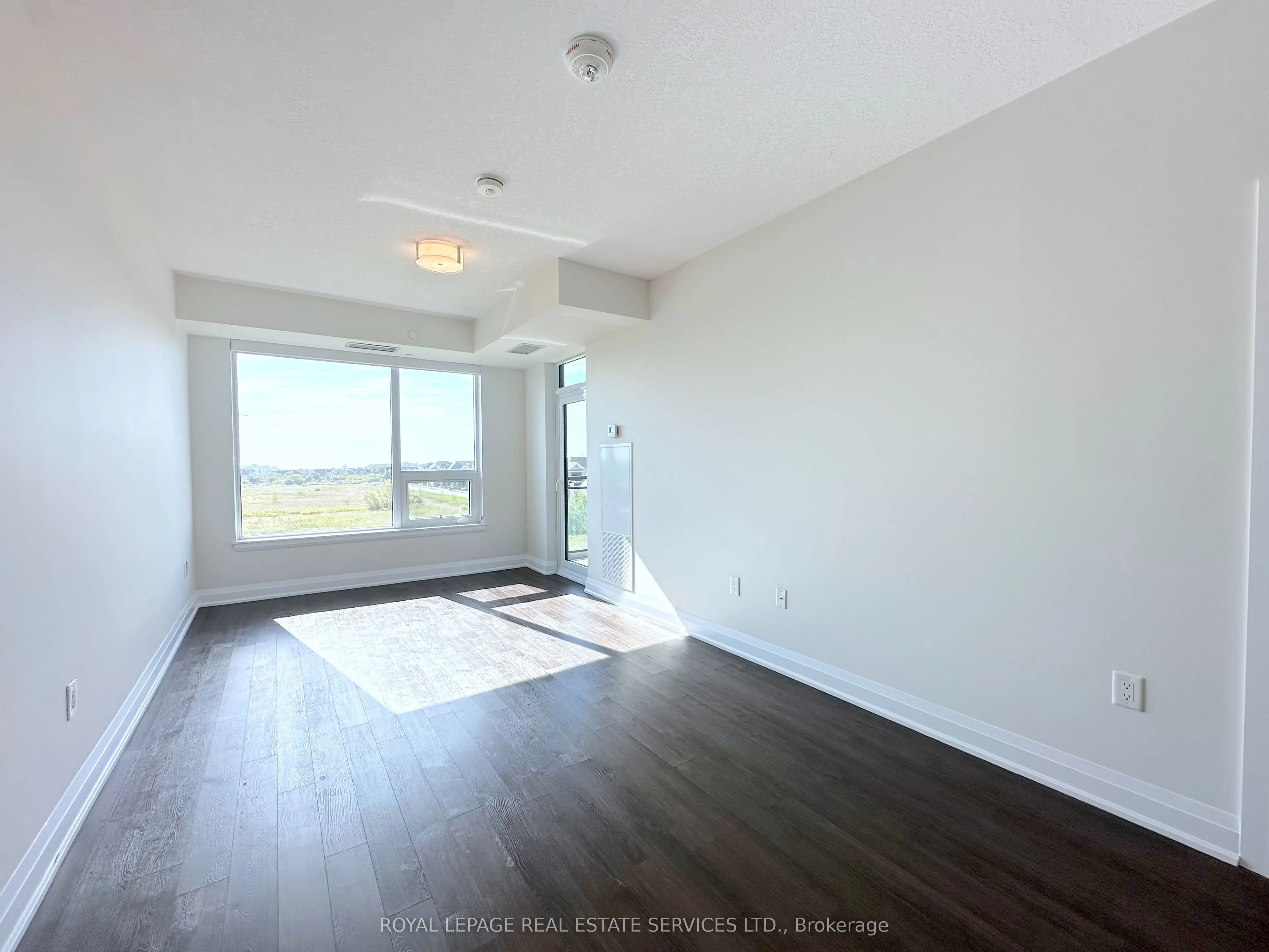 2333 Taunton Road, #408