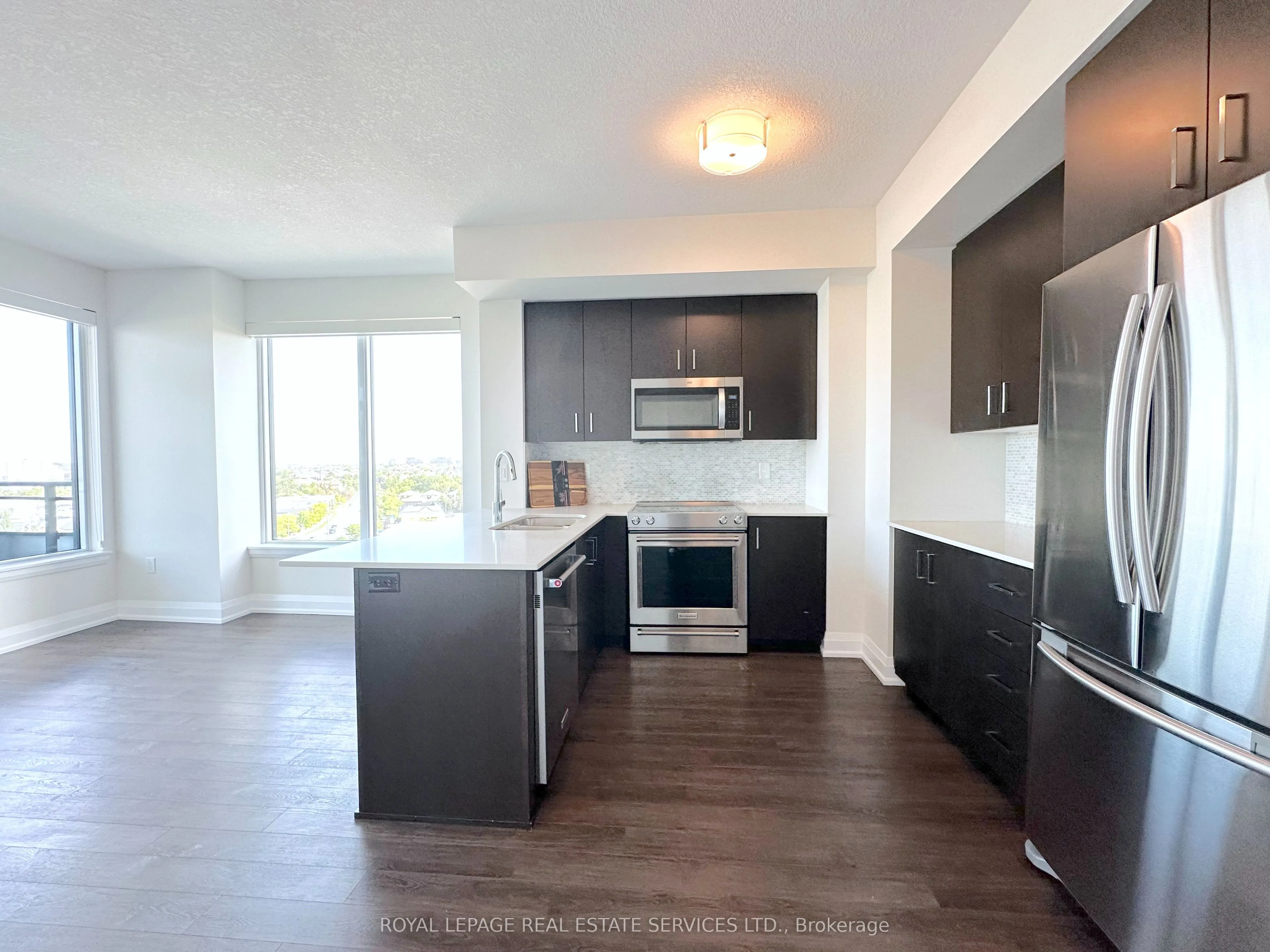 2333 Taunton Road, #1005