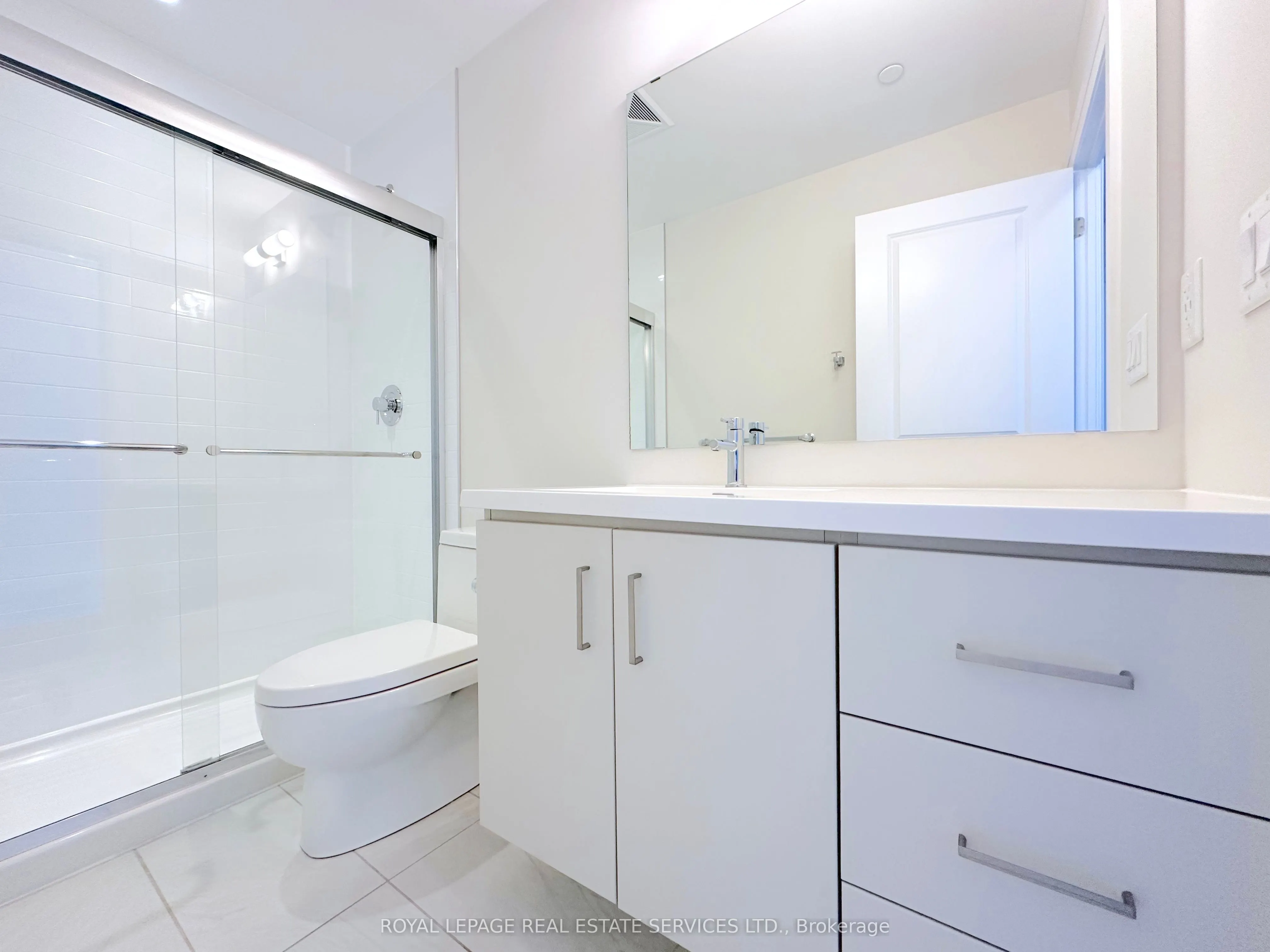 2333 Taunton Road, #1005
