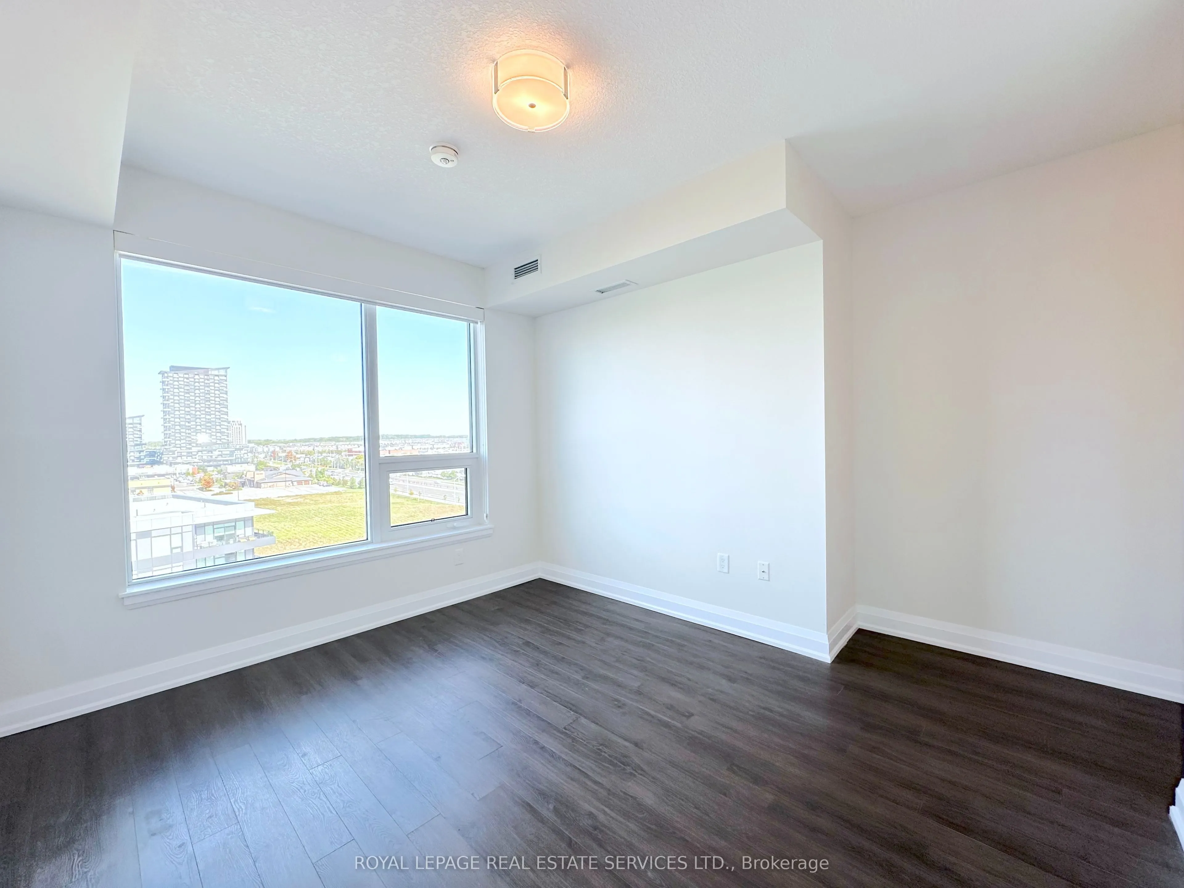 2333 Taunton Road, #1005